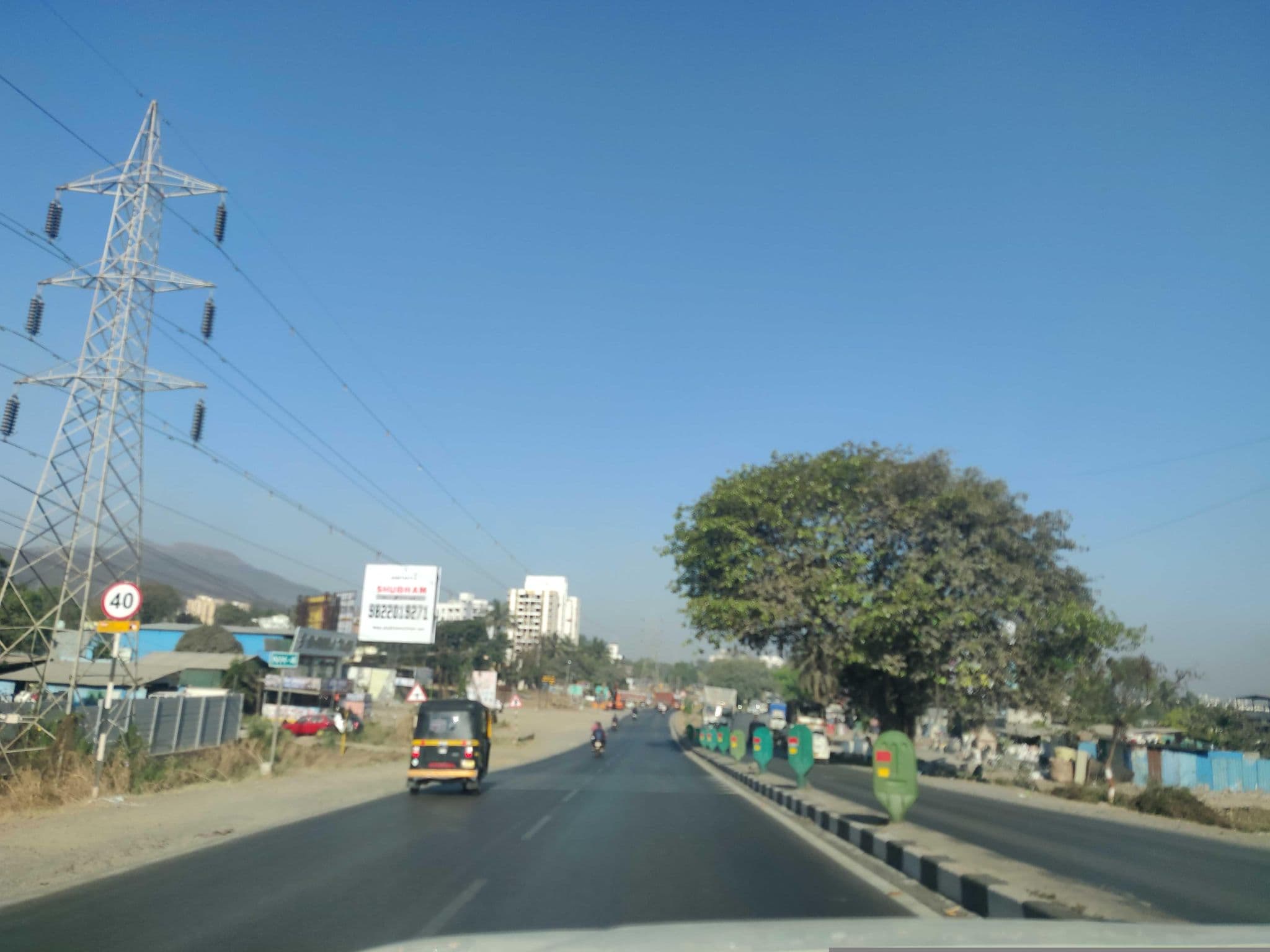 Street view near Hotel Ashok, Talegaon Dābhāde — © AmrutaA (CC BY-SA · Mapillary)