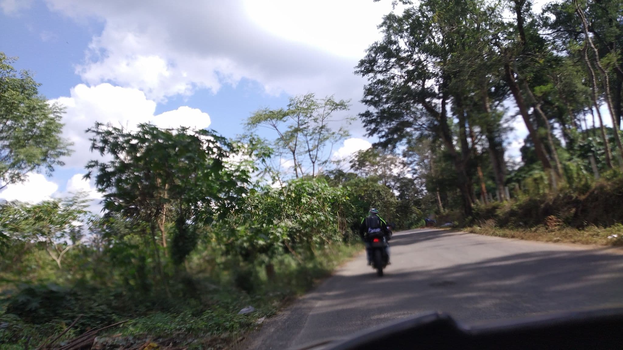 Street view near Wayanad Dreamnest, Ponnampet — © jothishbabu (CC BY-SA · Mapillary)