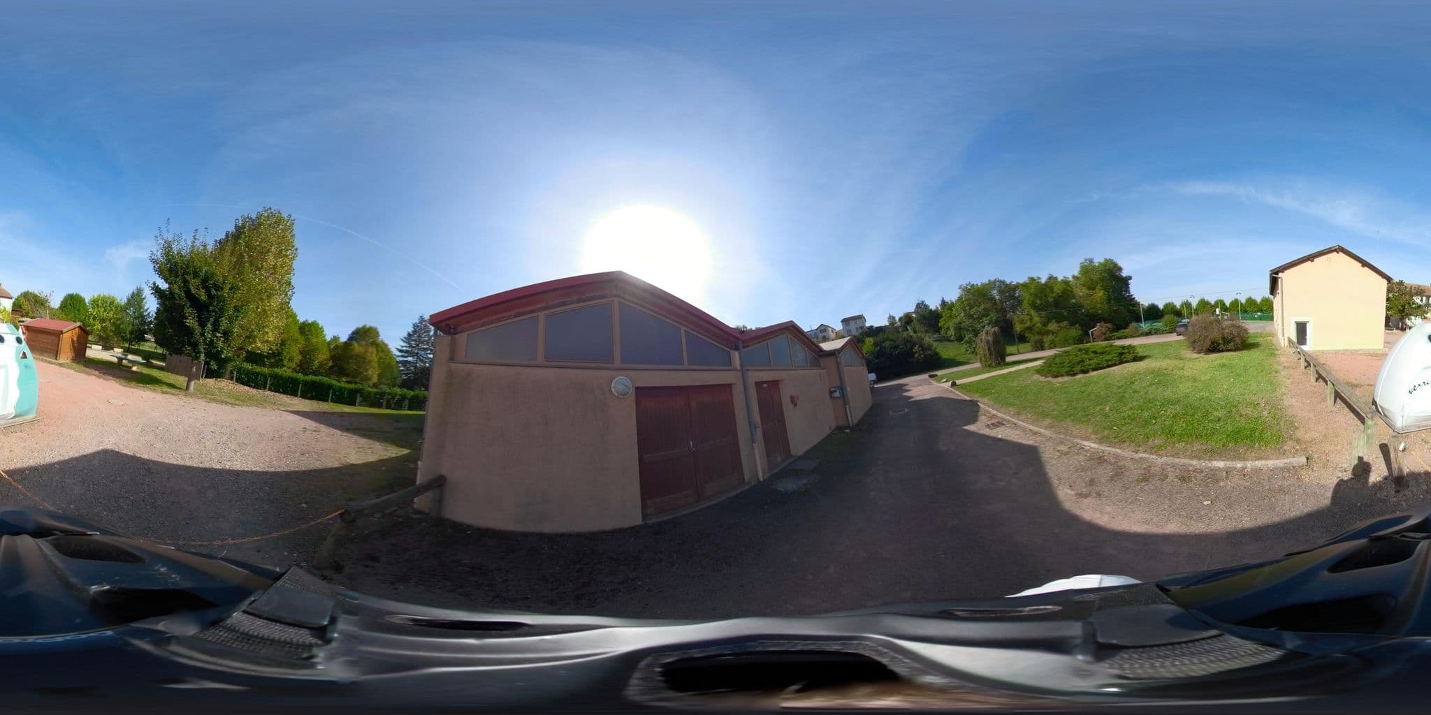 Street view near Camping municipal Les Ilots, Pouilly-sous-Charlieu — © capmoustache (CC BY-SA · Mapillary)