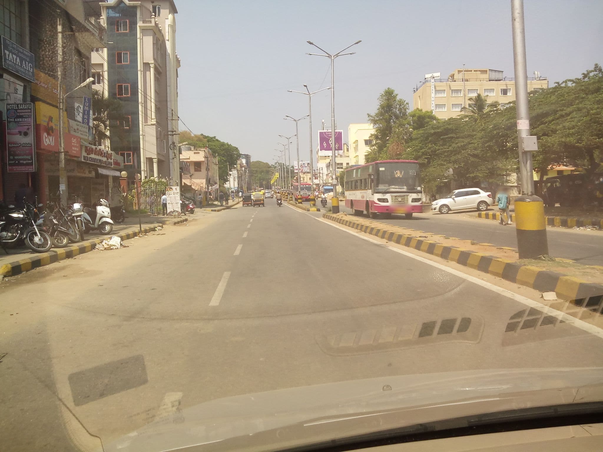 Street view near Hotel Sarayu, Hassan — © shravan91 (CC BY-SA · Mapillary)