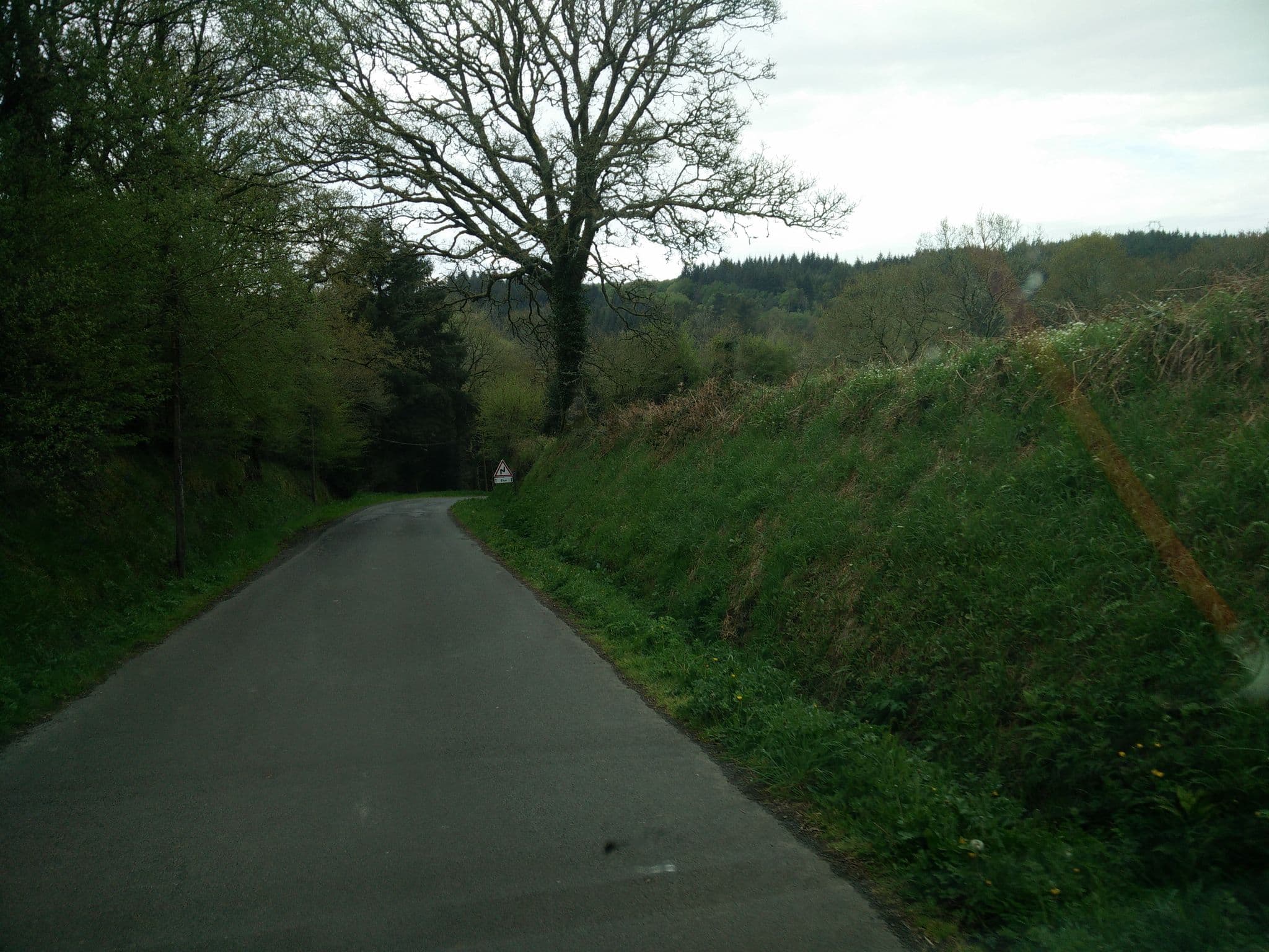 Street view near Saint Rivoal Aire pour camping-cars, Brasparts — © joostjakob (CC BY-SA · Mapillary)