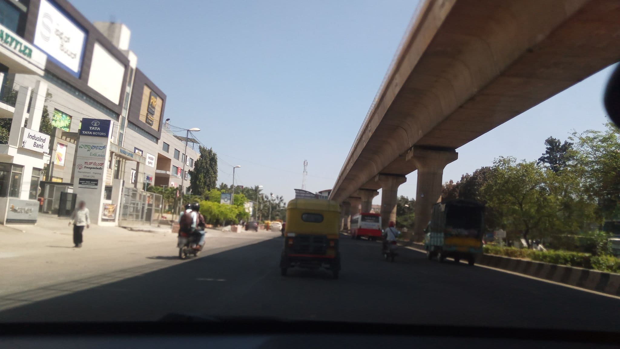 Street view near Holiday Inn Express Bengaluru Yeshwantpur, Chikkabidarakallu — © pradeepbv (CC BY-SA · Mapillary)