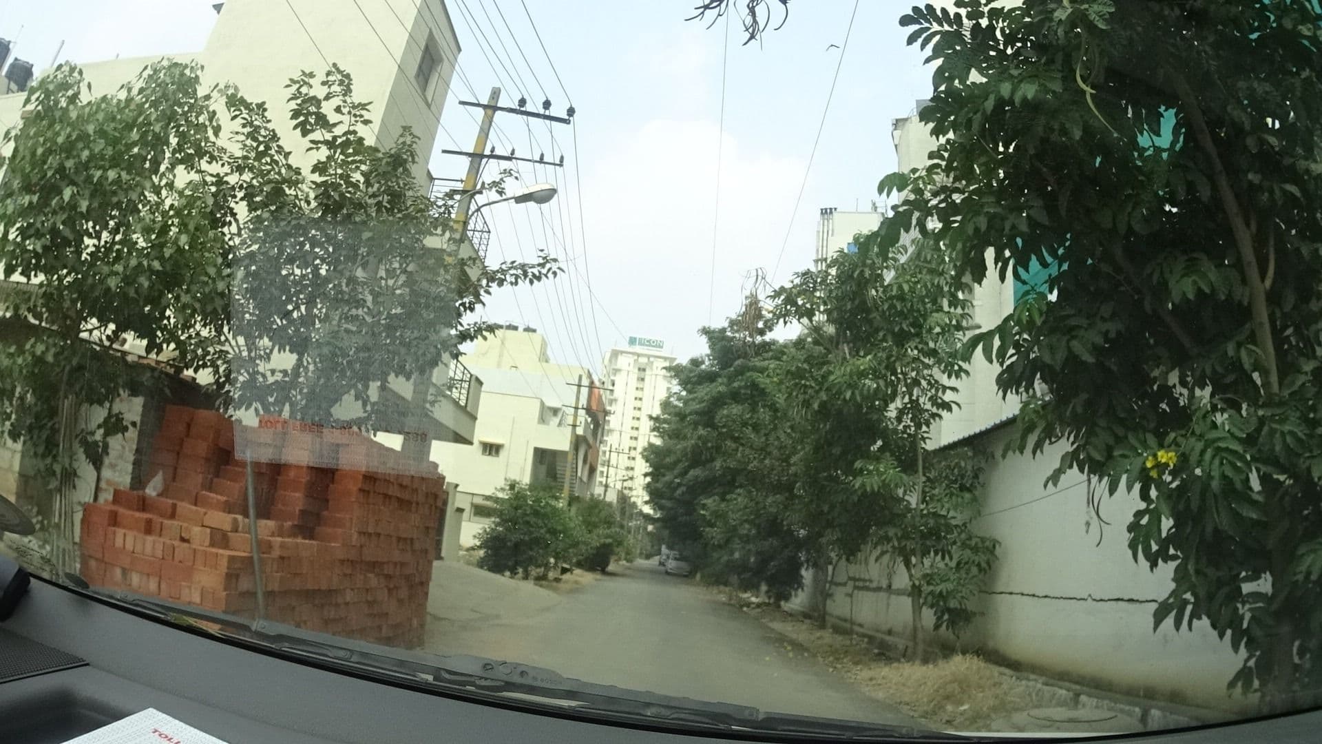 Street view near Howard Johnson, Yelahanka — © venkanna37 (CC BY-SA · Mapillary)