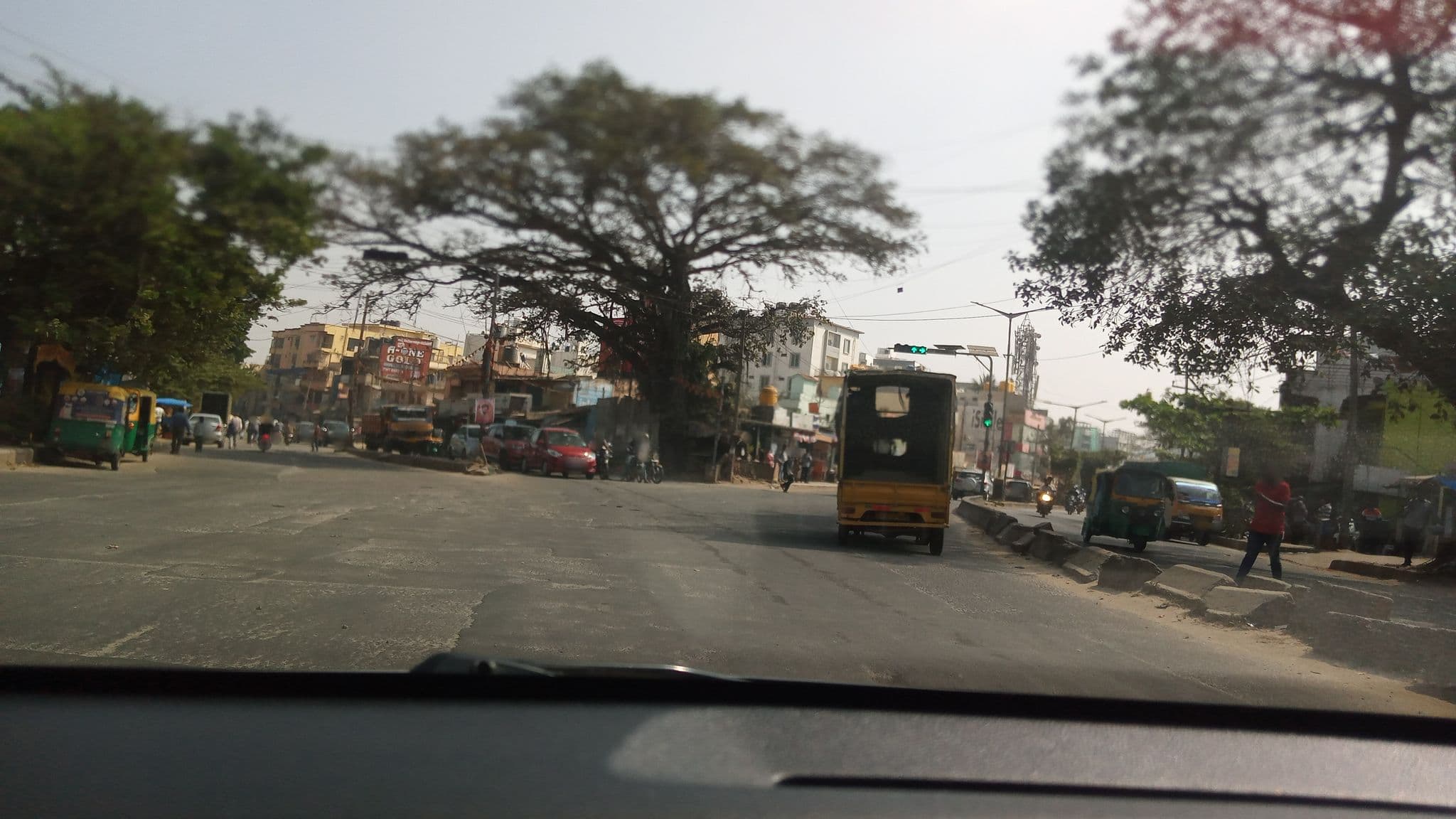 Street view near Nararayan Guest House, Hoskote — © pradeepbv (CC BY-SA · Mapillary)