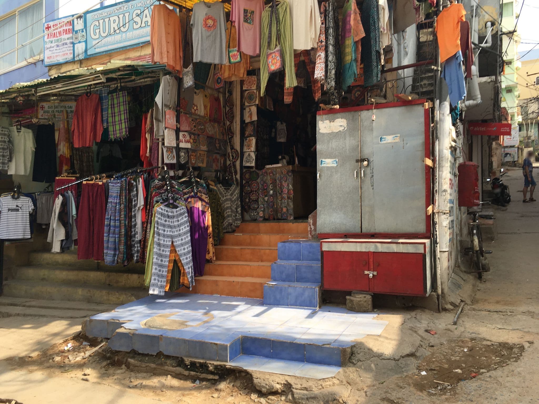 Street view near JVR Guest House, Puttaparthi — © spipau (CC BY-SA · Mapillary)