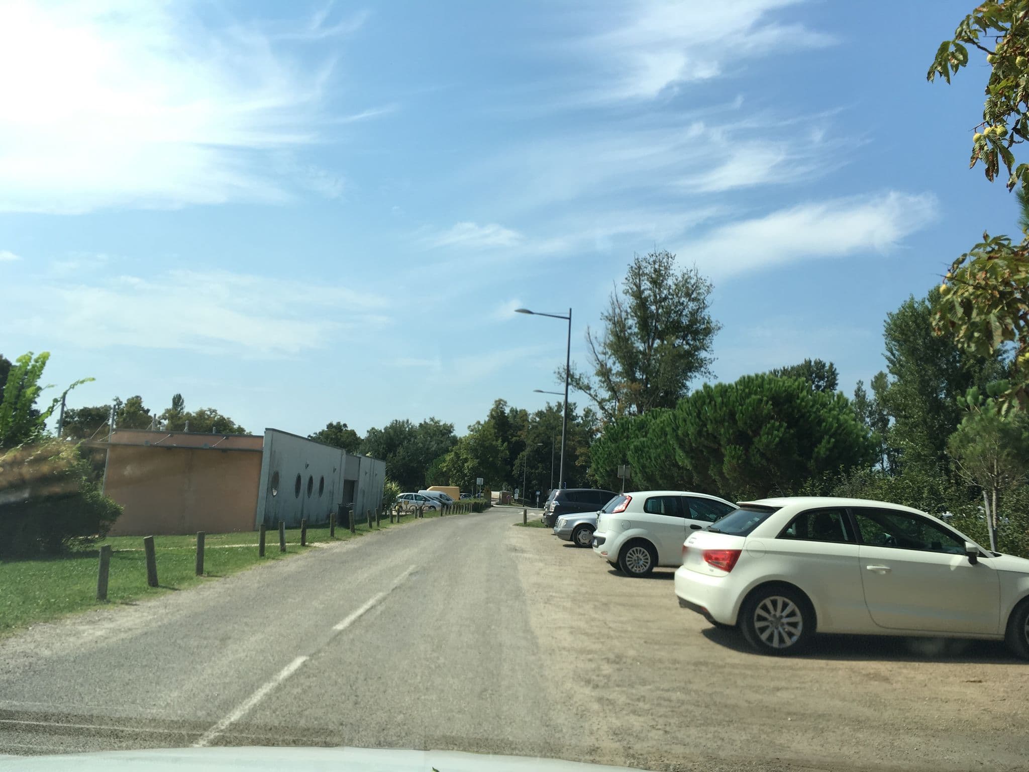 Street view near Aire de camping car Montauban - Port Canal, Montauban — © mappy_sa (CC BY-SA · Mapillary)