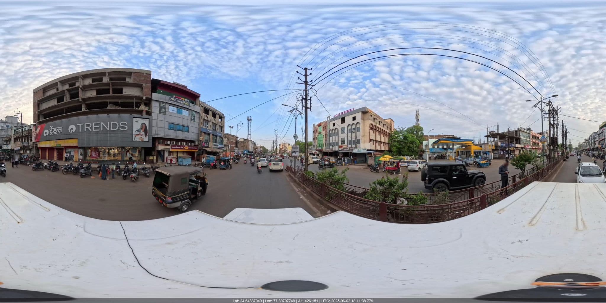 Street view near Jagat Hotel & Restaurant, Guna — © Pardeep87042 (CC BY-SA · Mapillary)