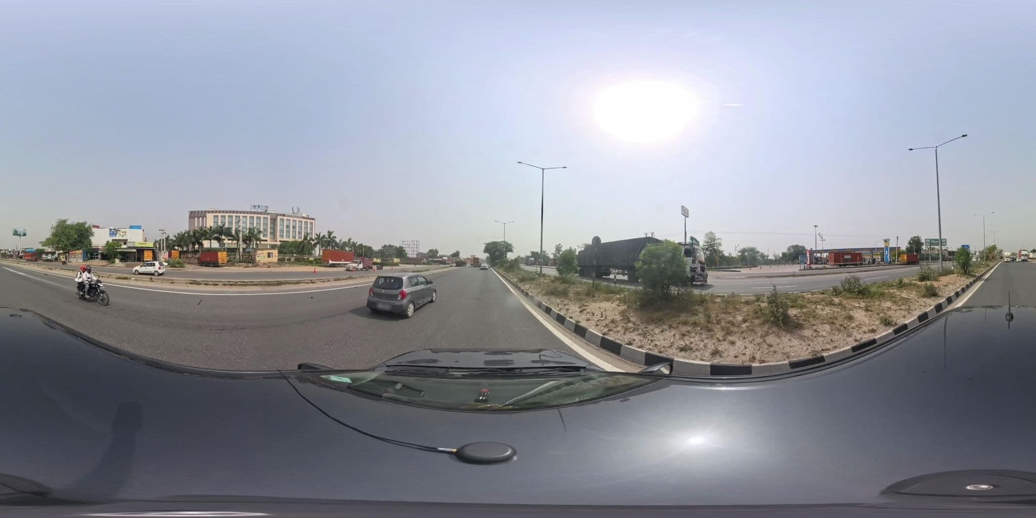 Street view near Park Inn Hotels by Radisson, Akaira — © RAVIYADAV (CC BY-SA · Mapillary)
