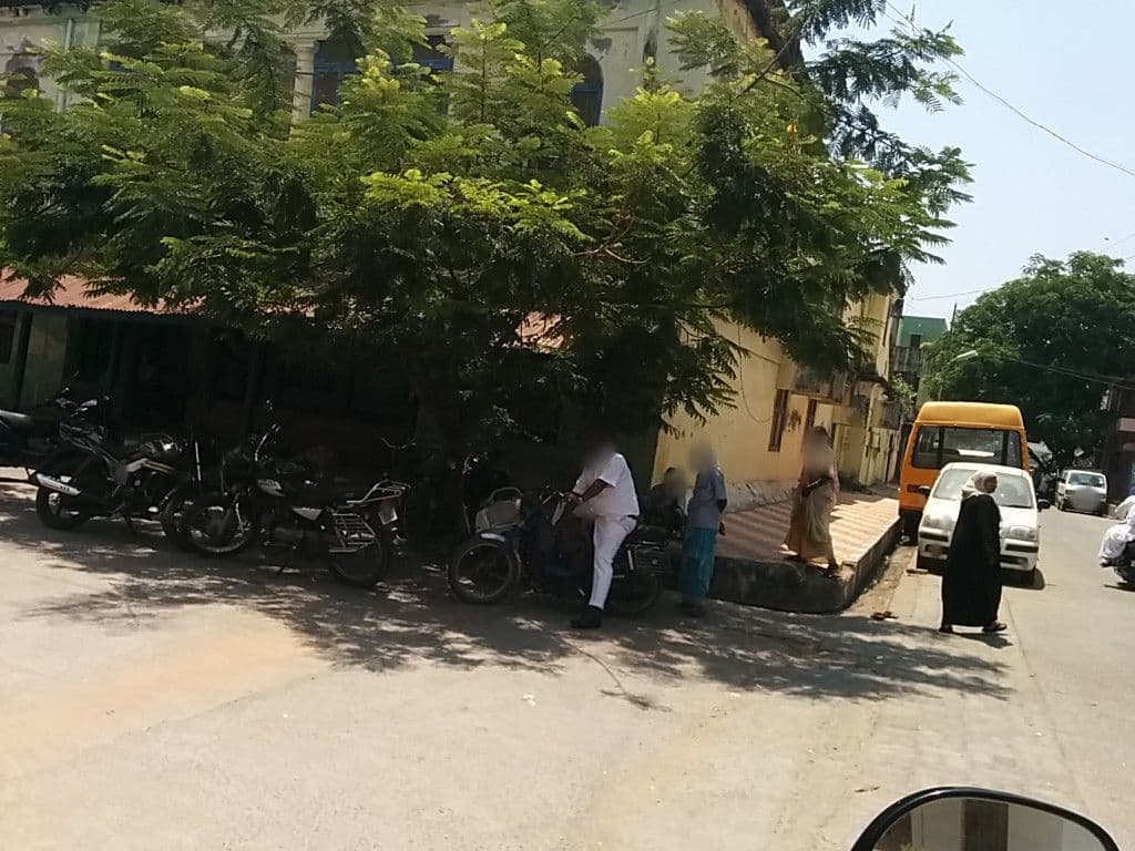 Street view near Le rêve Bleu, Puducherry — © sashazykov (CC BY-SA · Mapillary)