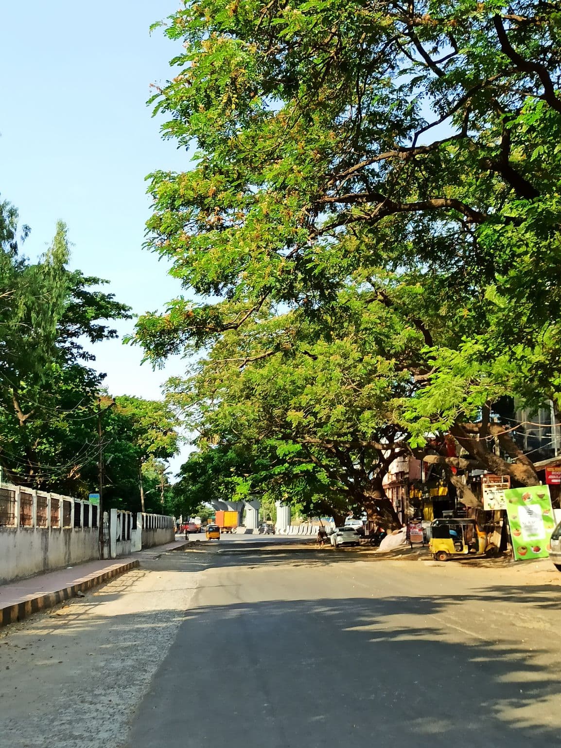 Street view near Hotel Mars deluxe, Pallāvaram — © parthiiban (CC BY-SA · Mapillary)