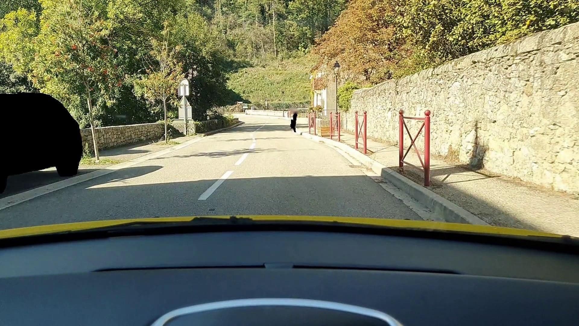 Street view near Aire de camping-car Alzon, Avèze — © si3p0 (CC BY-SA · Mapillary)