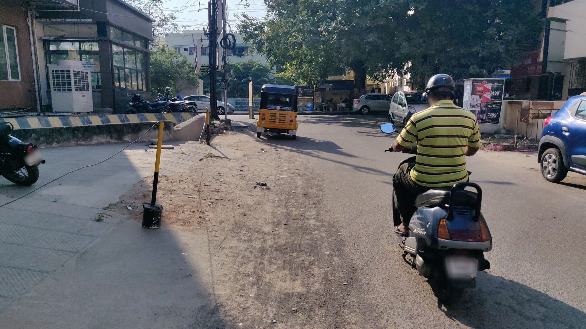 Street view near FabHotel Blossom T. Nagar, Gāndhī Nagar — © ibigroup1 (CC BY-SA · Mapillary)