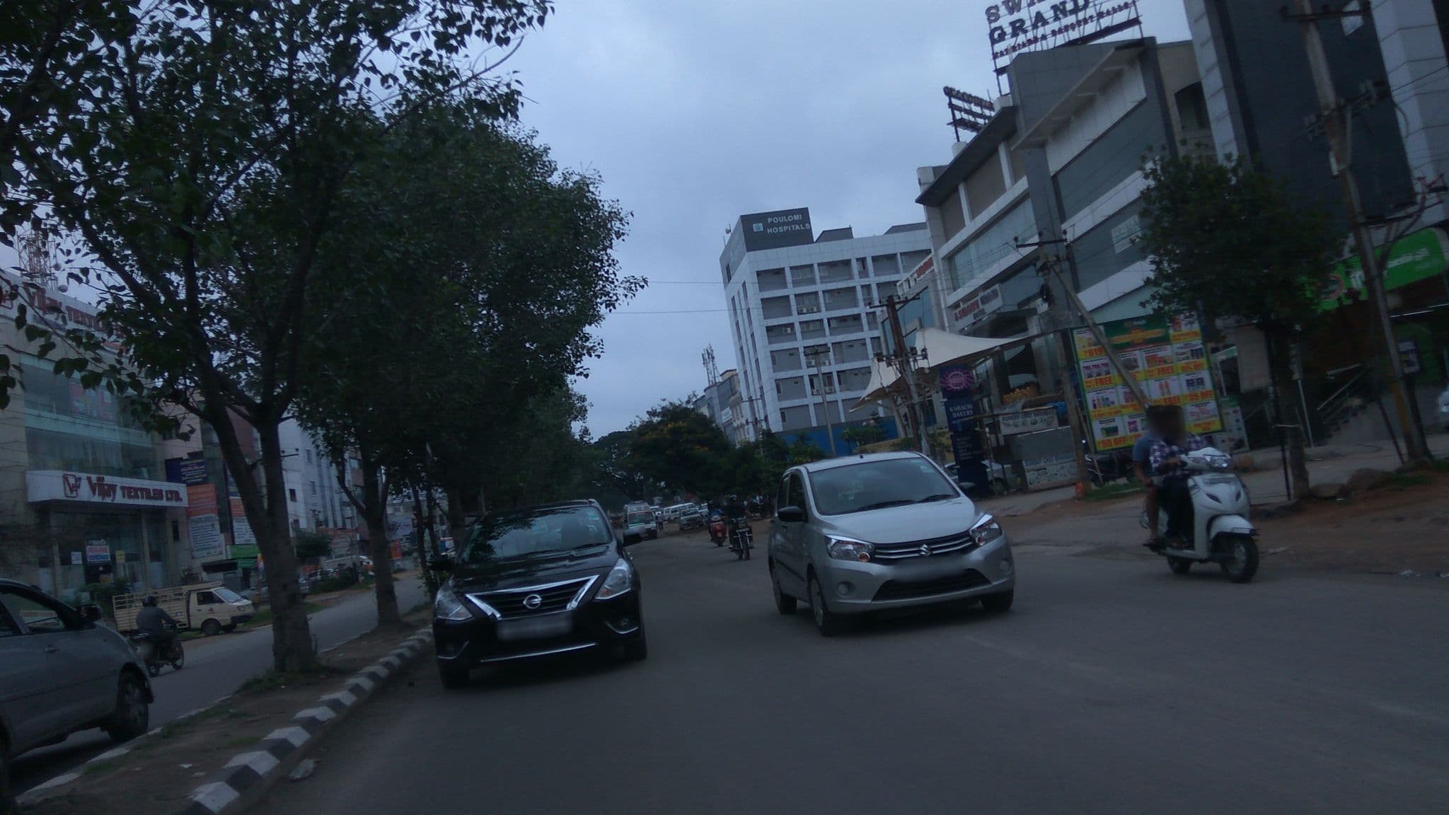 Street view near Hotel Swagath Grand A.S. Rao Nagar, Secunderabad — © natarajakaveeti (CC BY-SA · Mapillary)