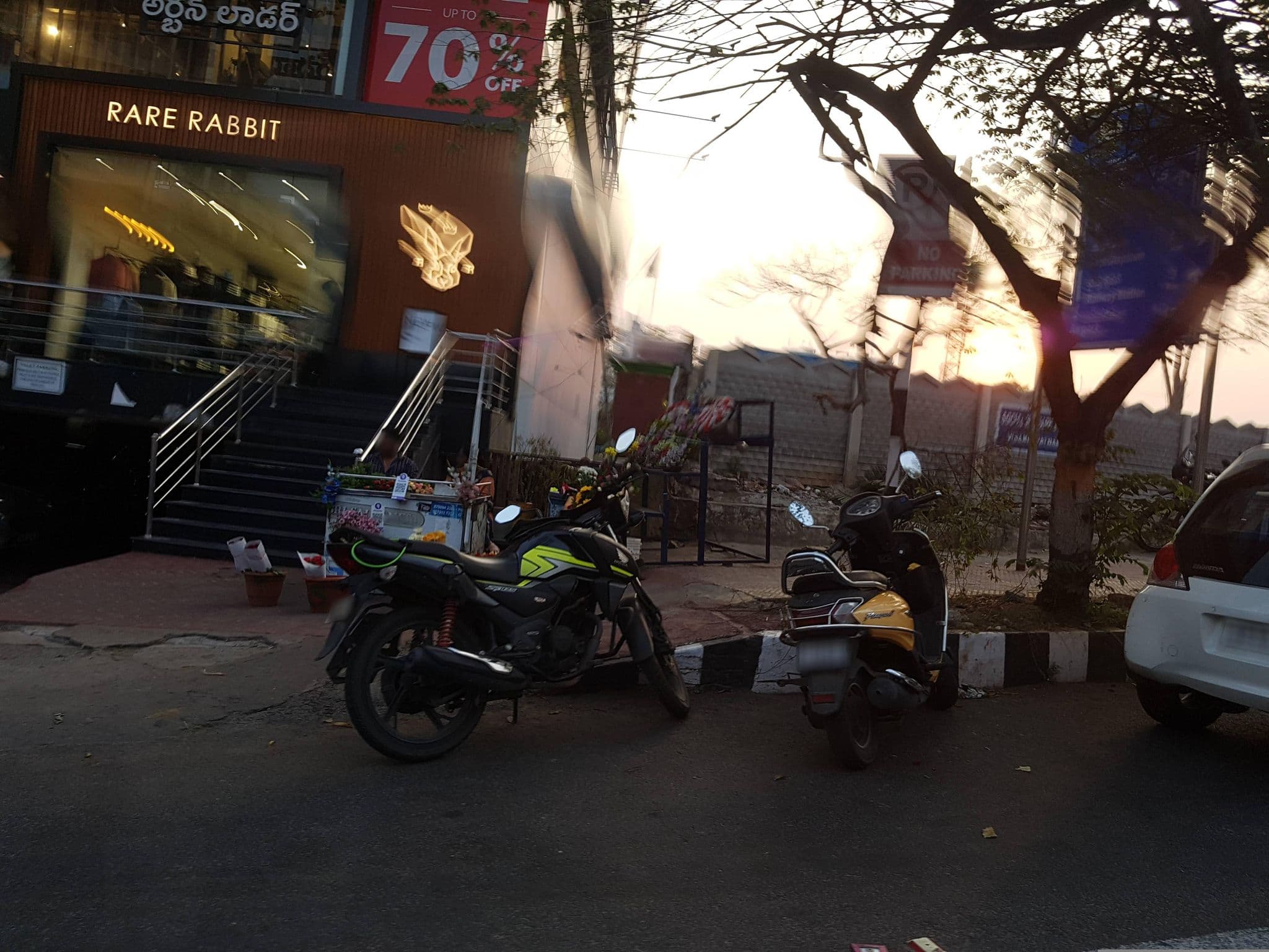 Street view near Treebo Trend PL Grand Vishakapatnam, Rasapūdipalem — © ph4ni (CC BY-SA · Mapillary)