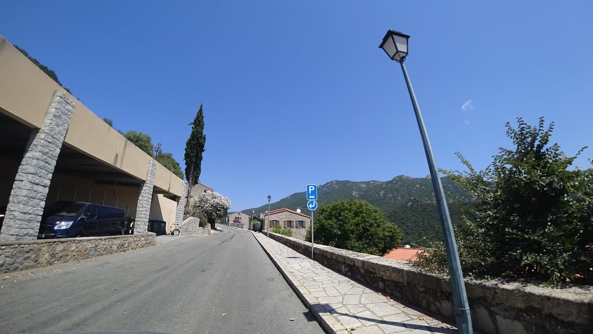 Street view near Villa Les Orangers, Olmeto — © yod4z (CC BY-SA · Mapillary)