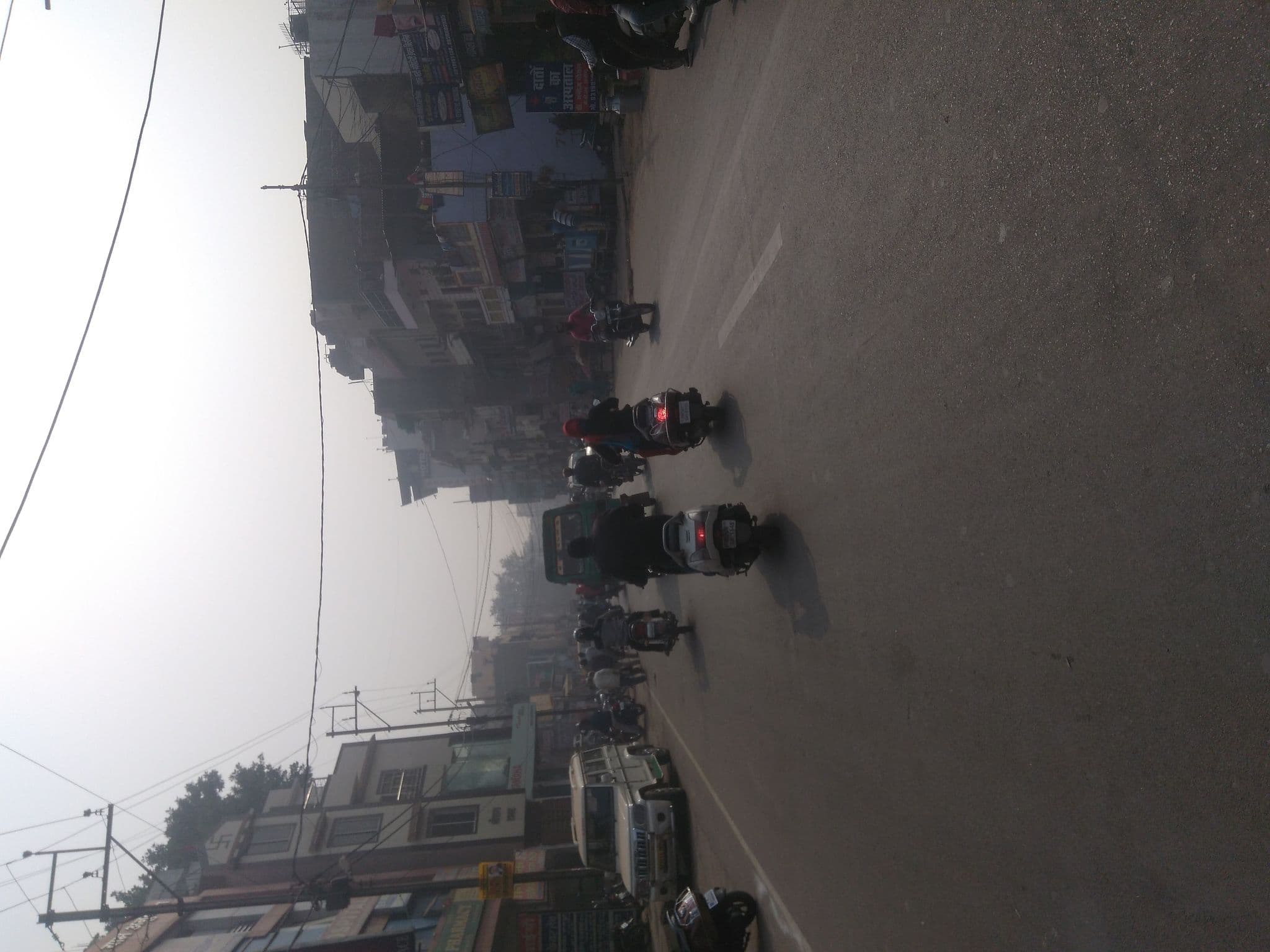 Street view near Hotel CB Palace, Gwalior — © vsharmavs1 (CC BY-SA · Mapillary)