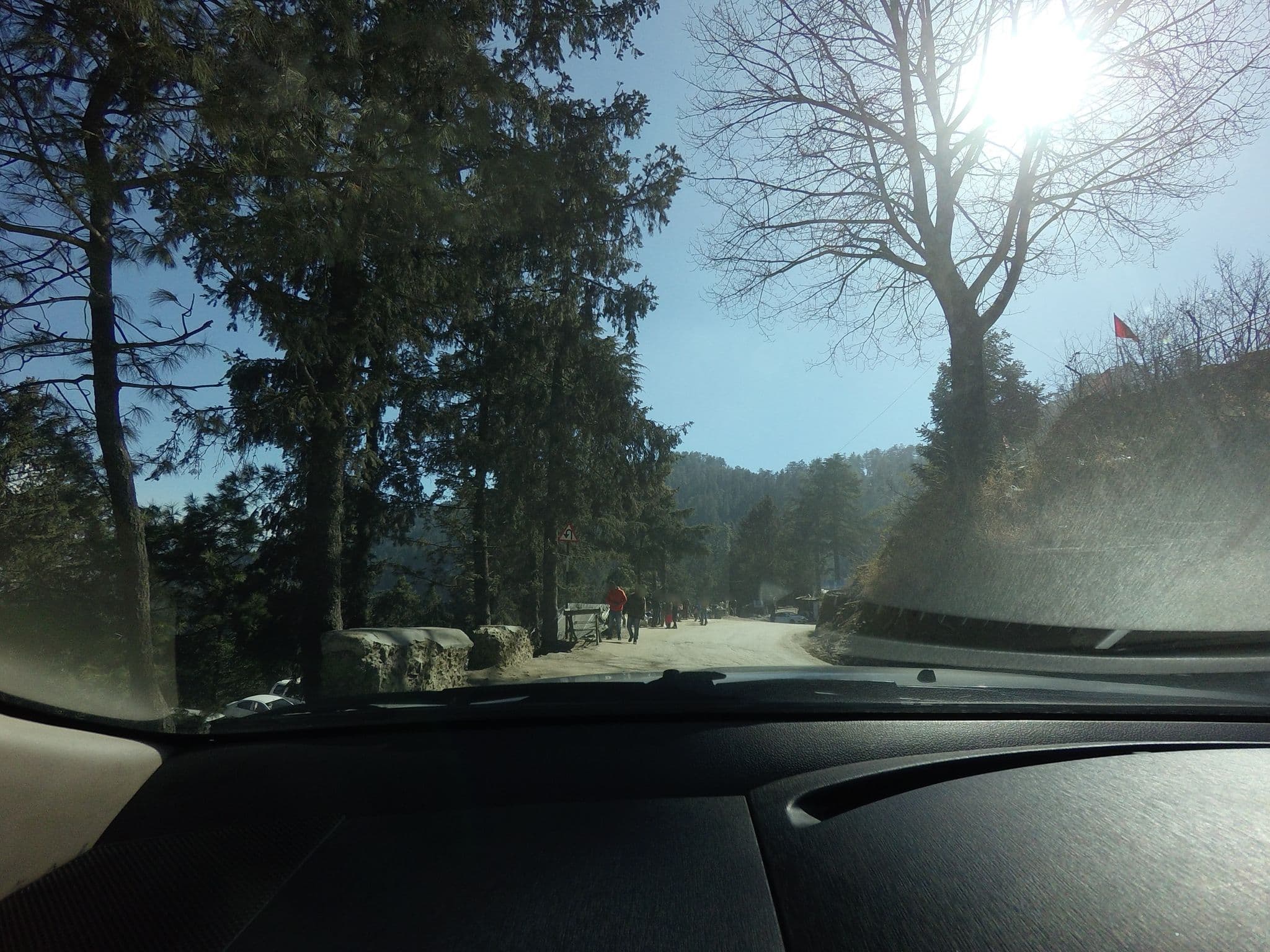 Street view near Radisson Kufri, Theog — © natarajakaveeti (CC BY-SA · Mapillary)