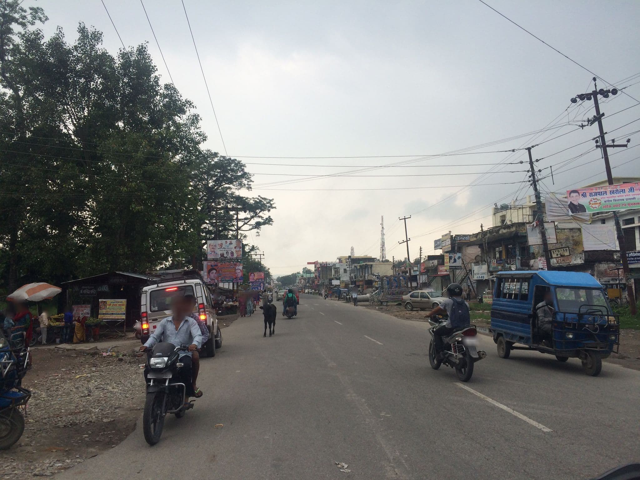 Street view near Ganga Resort Tourist Complex, Birbhaddar — © shailajashah (CC BY-SA · Mapillary)