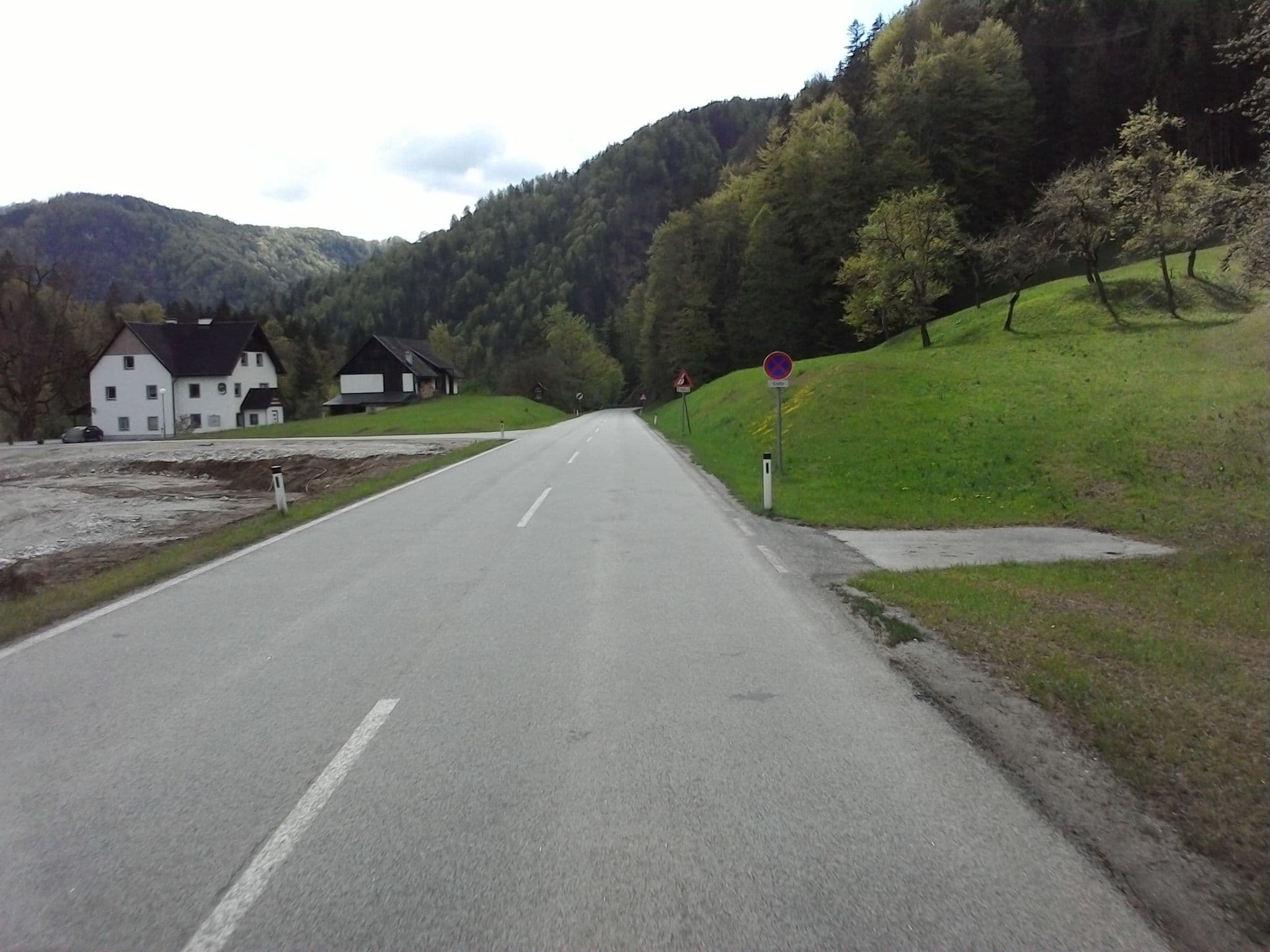Street view near Campingplatz Saggraben, Eisenerz — © mprins (CC BY-SA · Mapillary)