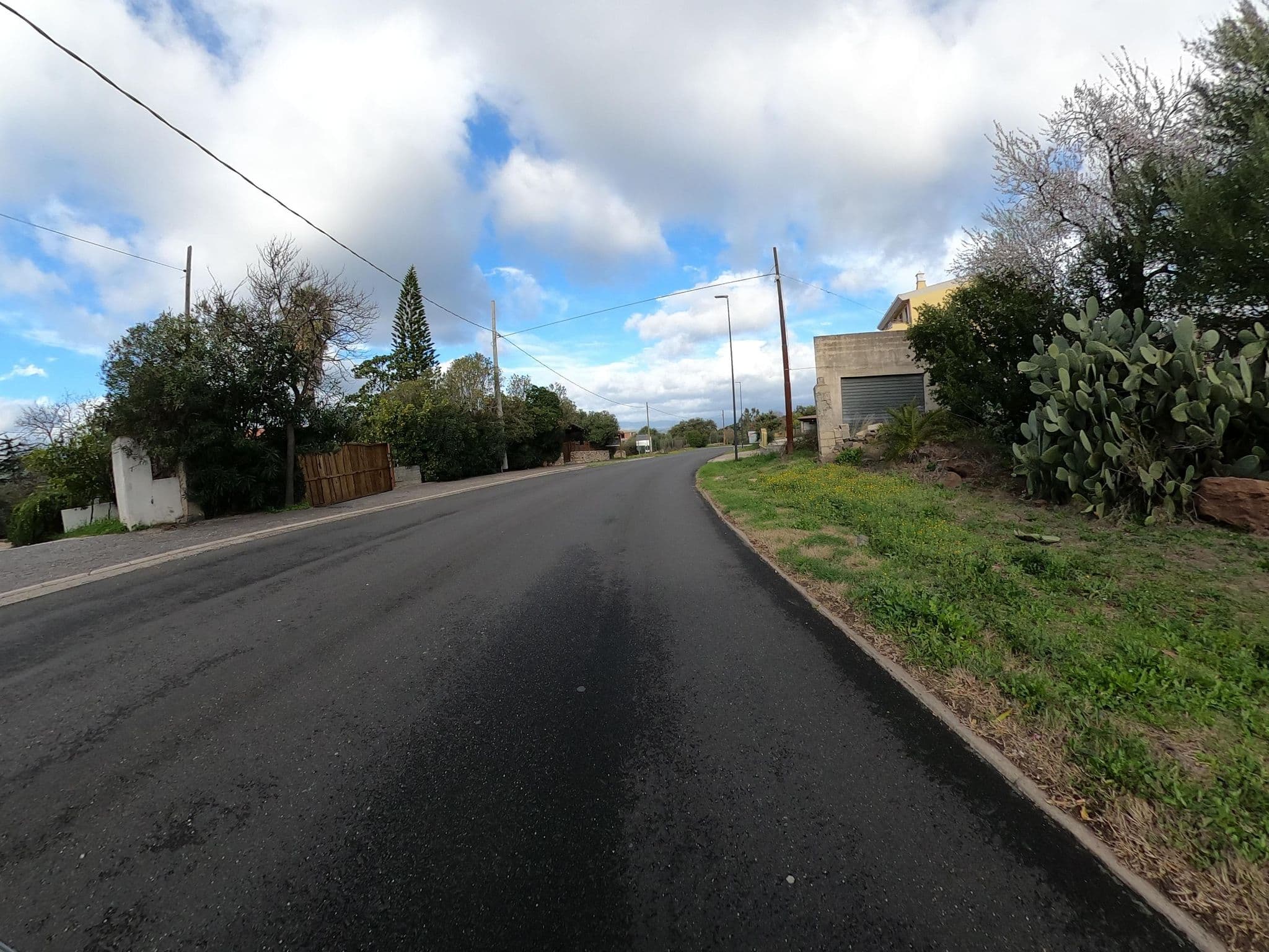 Street view near Hotel Il Querceto di Troncia Giampaolo e C. SNC, Dorgali — © joostjakob (CC BY-SA · Mapillary)