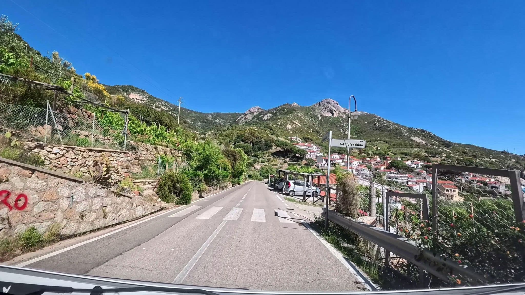 Street view near Villa Mare Gestioni, Marciana Marina — © voyage-hors-saison (CC BY-SA · Mapillary)