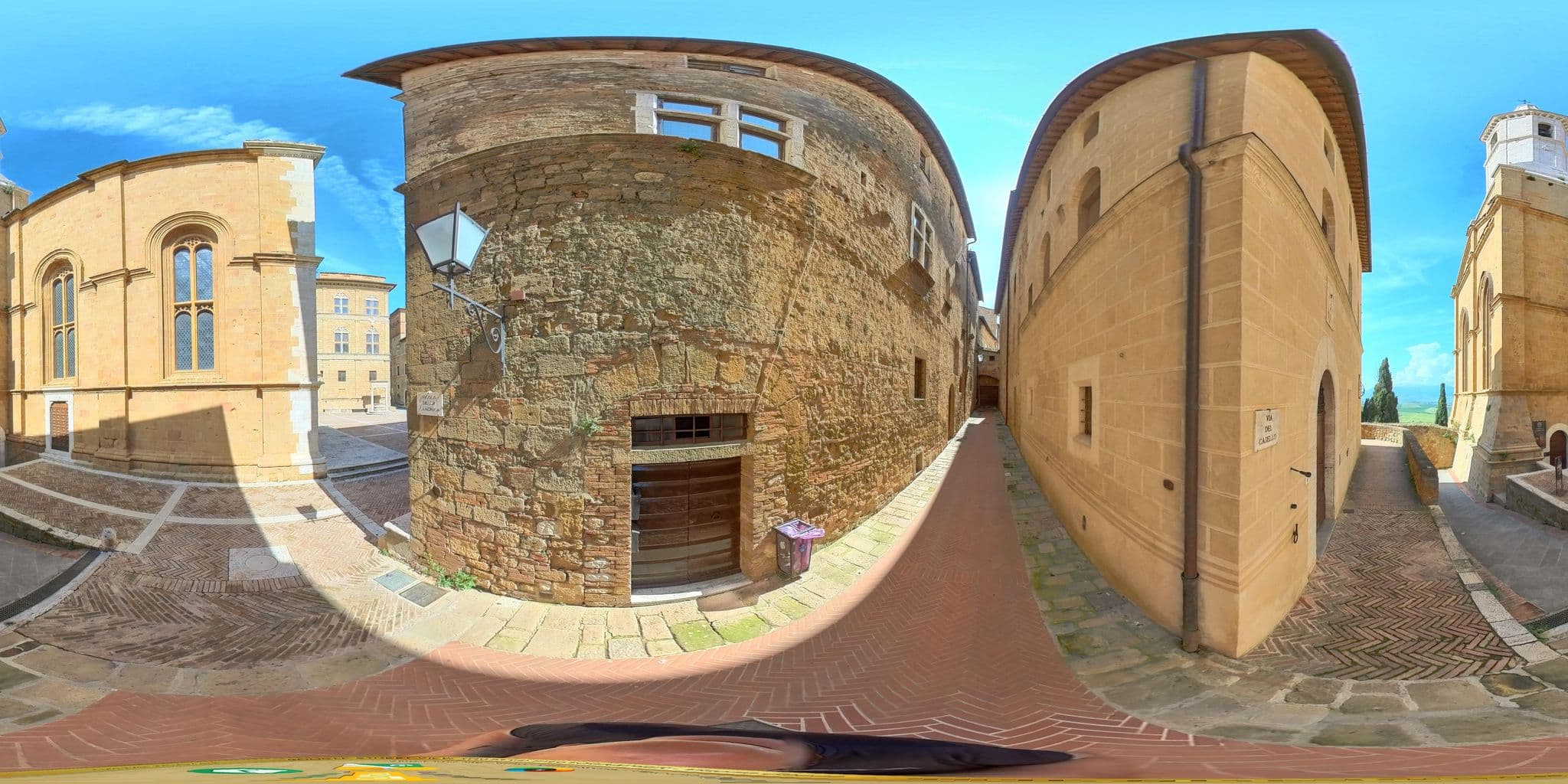 Street view near Ristorante La Buca delle Fate, Pienza — © Ghelfi360 (CC BY-SA · Mapillary)