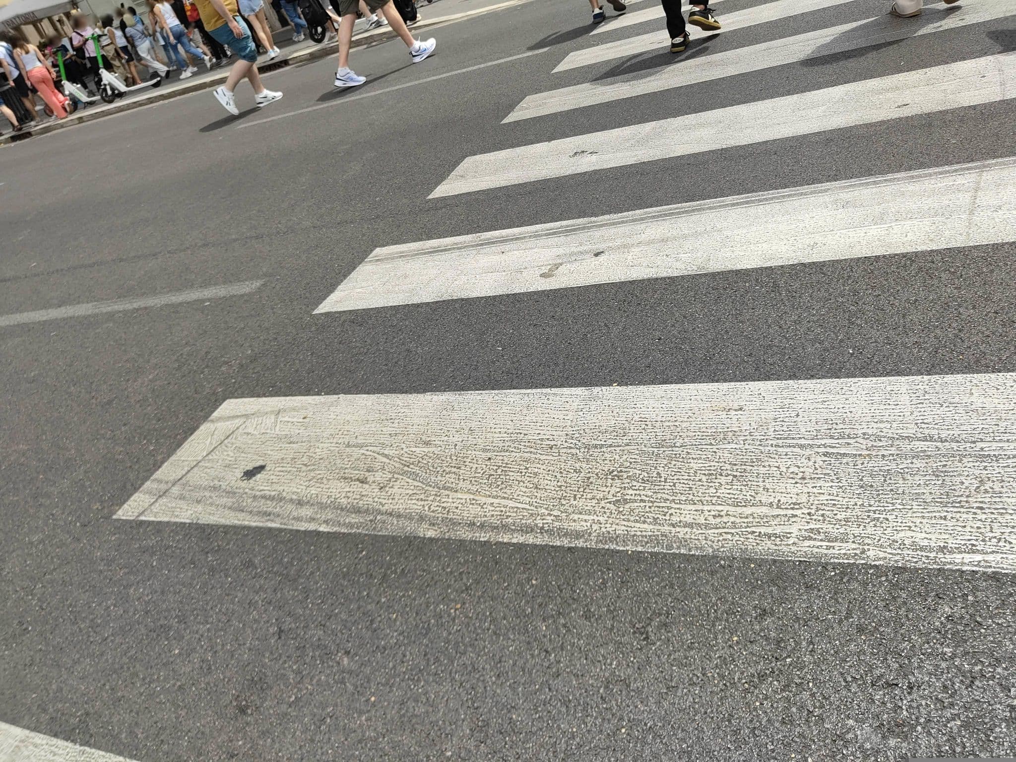 Street view near The Castle Inside Rome, Ponte — © omfg_notpr (CC BY-SA · Mapillary)