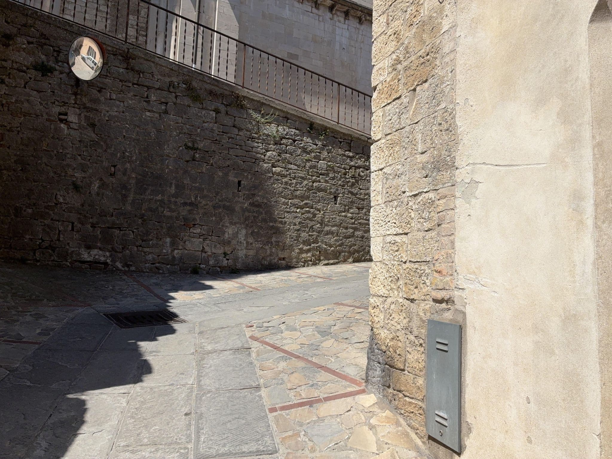Street view near B&B Todi Fine Art Residence, Todi — © panbauletto (CC BY-SA · Mapillary)