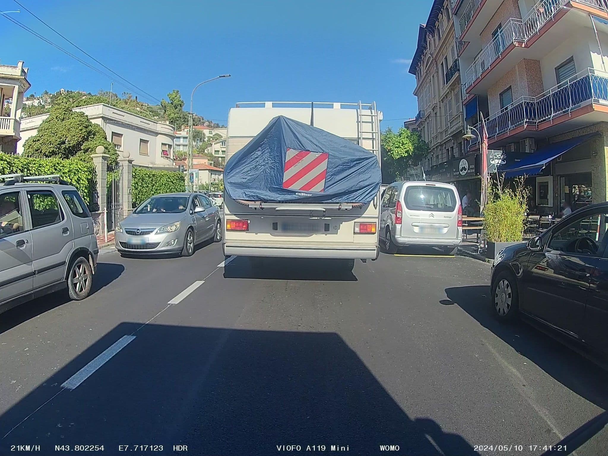 Street view near Villa Emma, Ospedaletti — © soulcover (CC BY-SA · Mapillary)