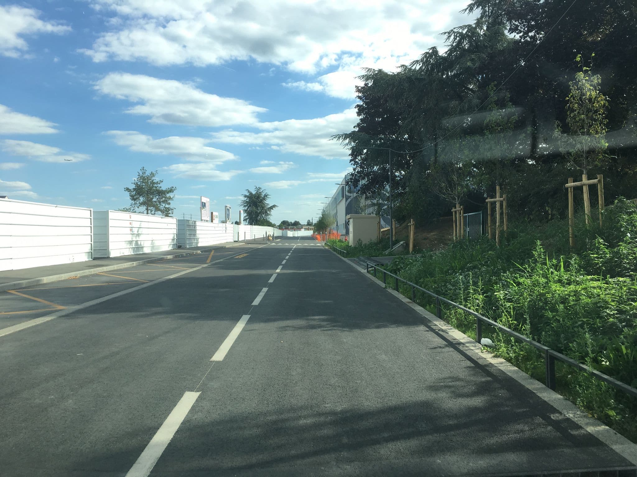 Street view near Courtyard by Marriott Paris Creteil, Bonneuil-sur-Marne — © cquest (CC BY-SA · Mapillary)