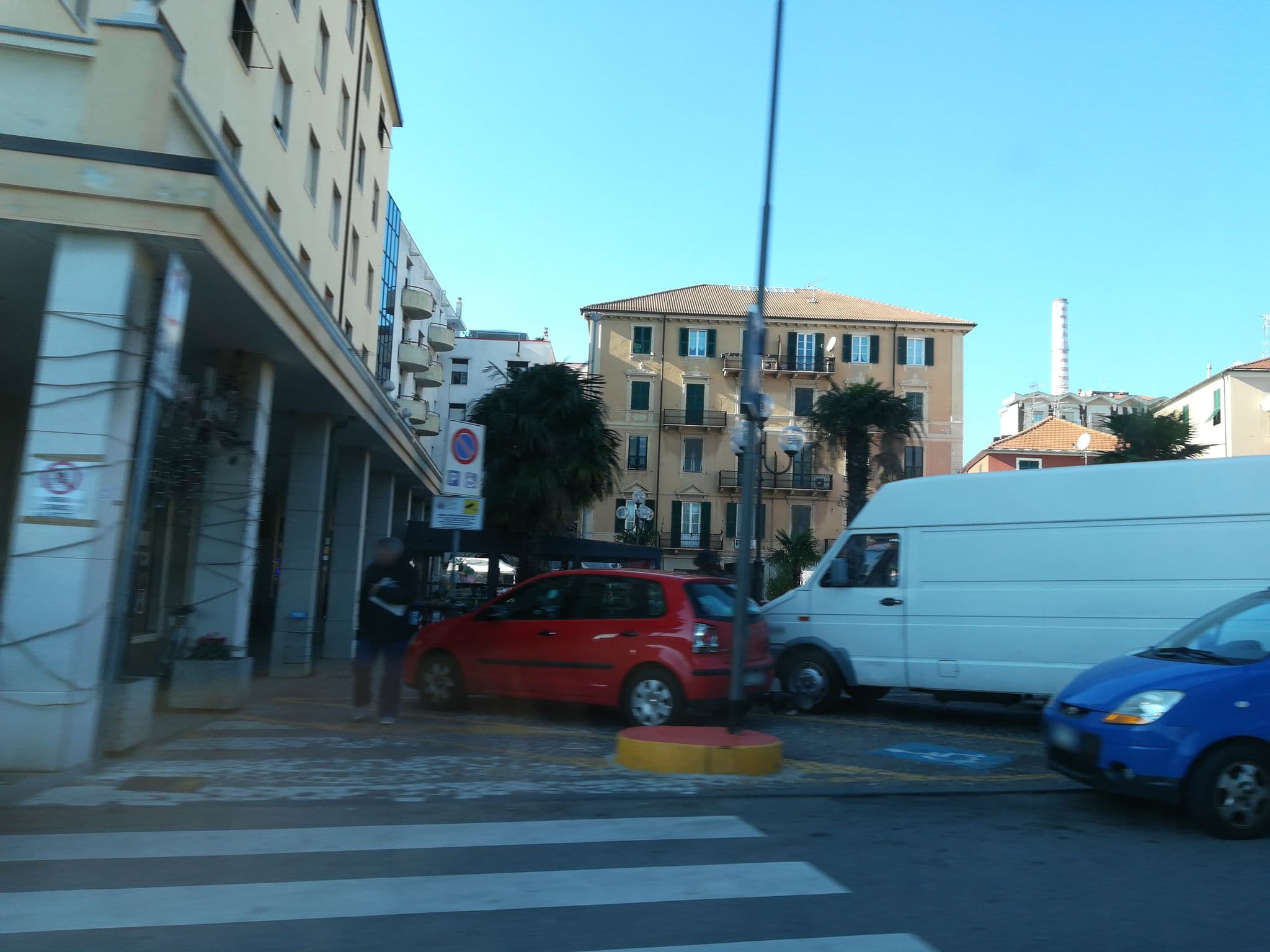 Street view near Bed & Breakfast delle Rose, Vado Ligure — © gpanpas (CC BY-SA · Mapillary)