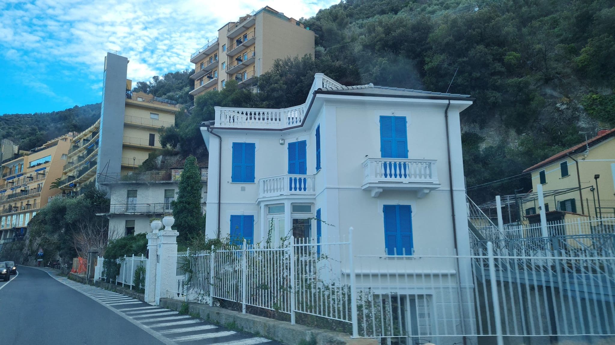 Street view near Albergo Solana, Noli — © laniuscollurio (CC BY-SA · Mapillary)