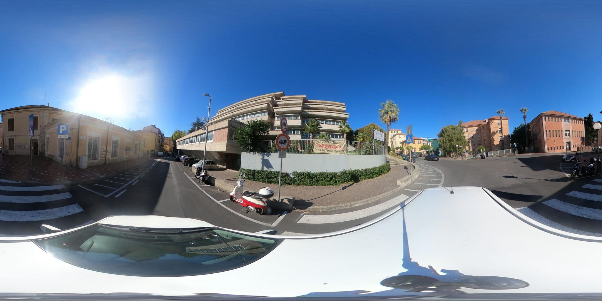 Street view near La Luna di Bruno, Imperia — © LucianoC63 (CC BY-SA · Mapillary)