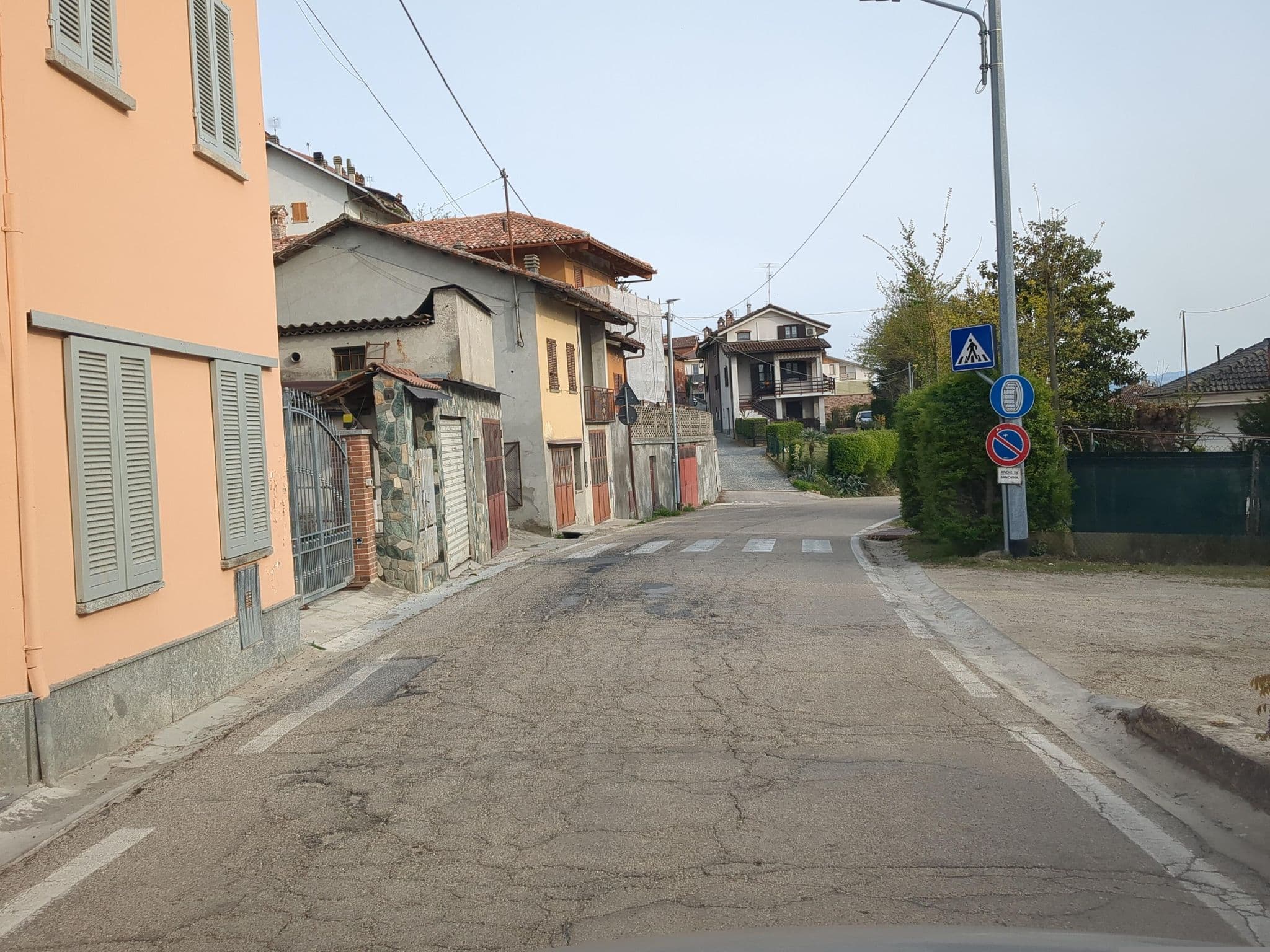 Street view near Dimora al Castello, Priocca — © musuruan (CC BY-SA · Mapillary)