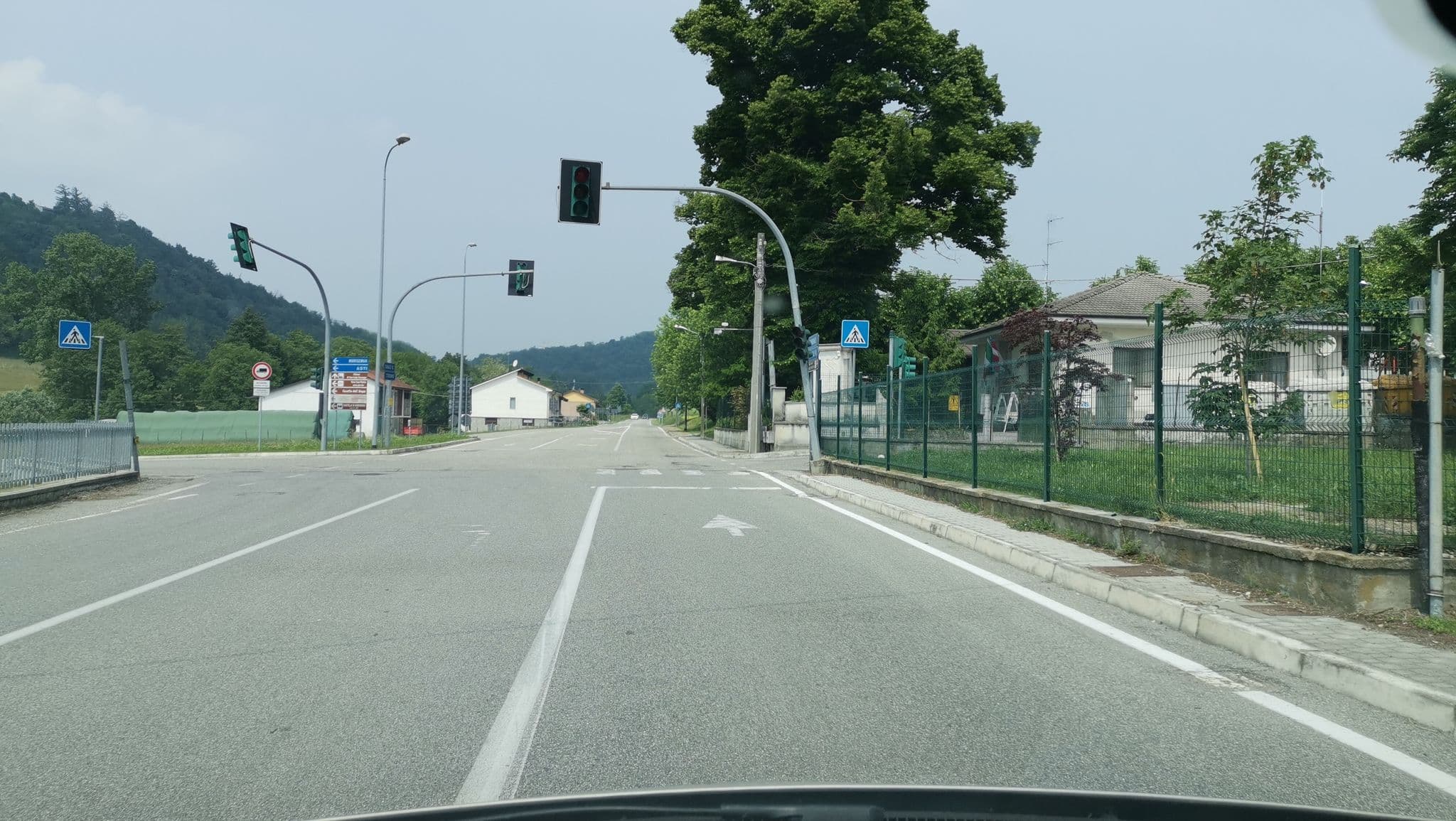 Street view near Albergo Ristorante S.Candido SNC, Verrua Savoia — © maxtar1965 (CC BY-SA · Mapillary)