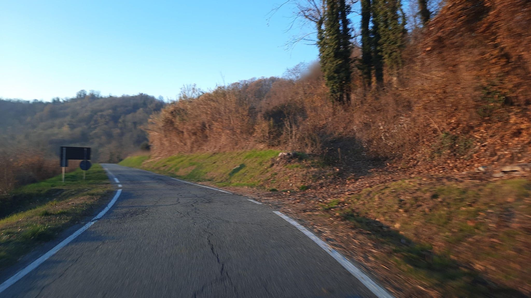 Street view near Castello di Camino, Trino — © musuruan (CC BY-SA · Mapillary)
