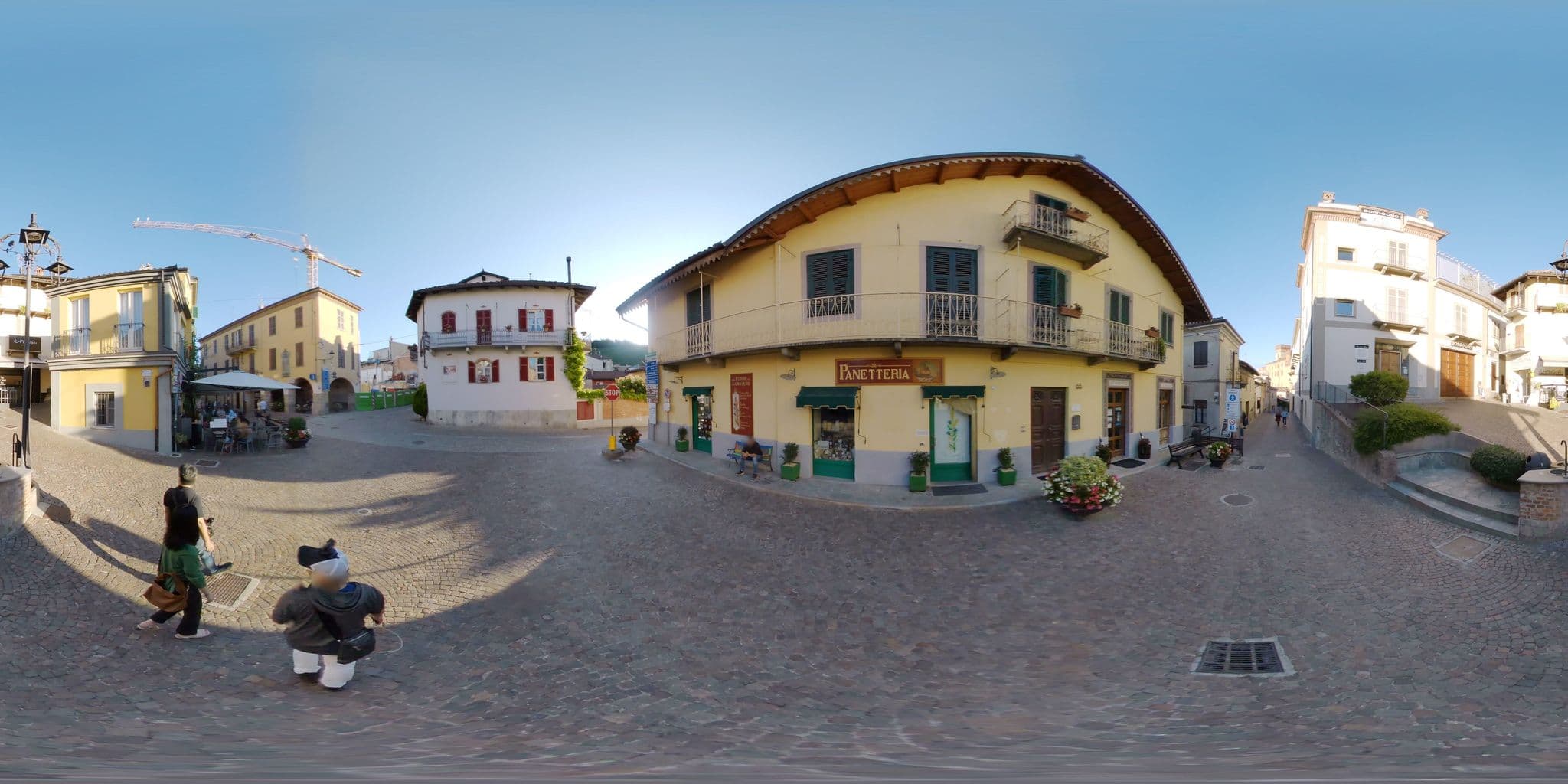 Street view near Archi del 400, La Morra — © mapconcierge (CC BY-SA · Mapillary)