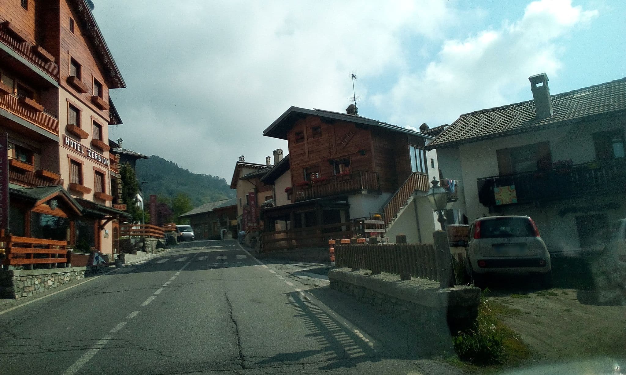 Street view near Belvedere, Chatillon — © gianmarionavi (CC BY-SA · Mapillary)