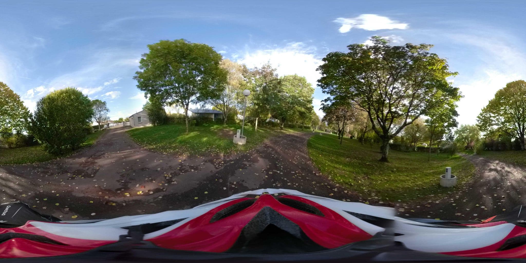 Street view near Camping municipal La Niquière, Coulon — © PierreV79 (CC BY-SA · Mapillary)