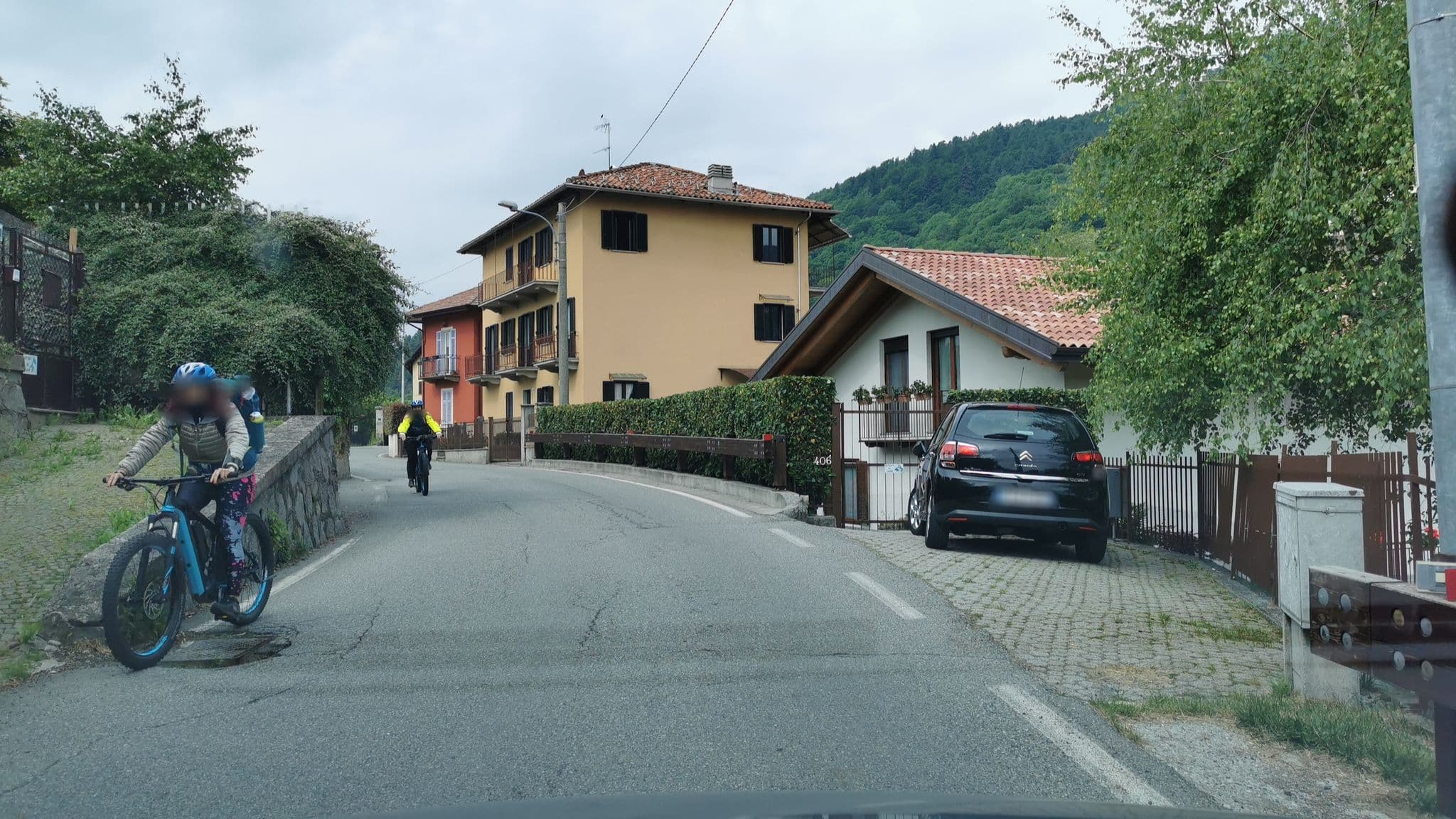 Street view near Le Ville Residence Ristorante, Pollone — © canfe (CC BY-SA · Mapillary)