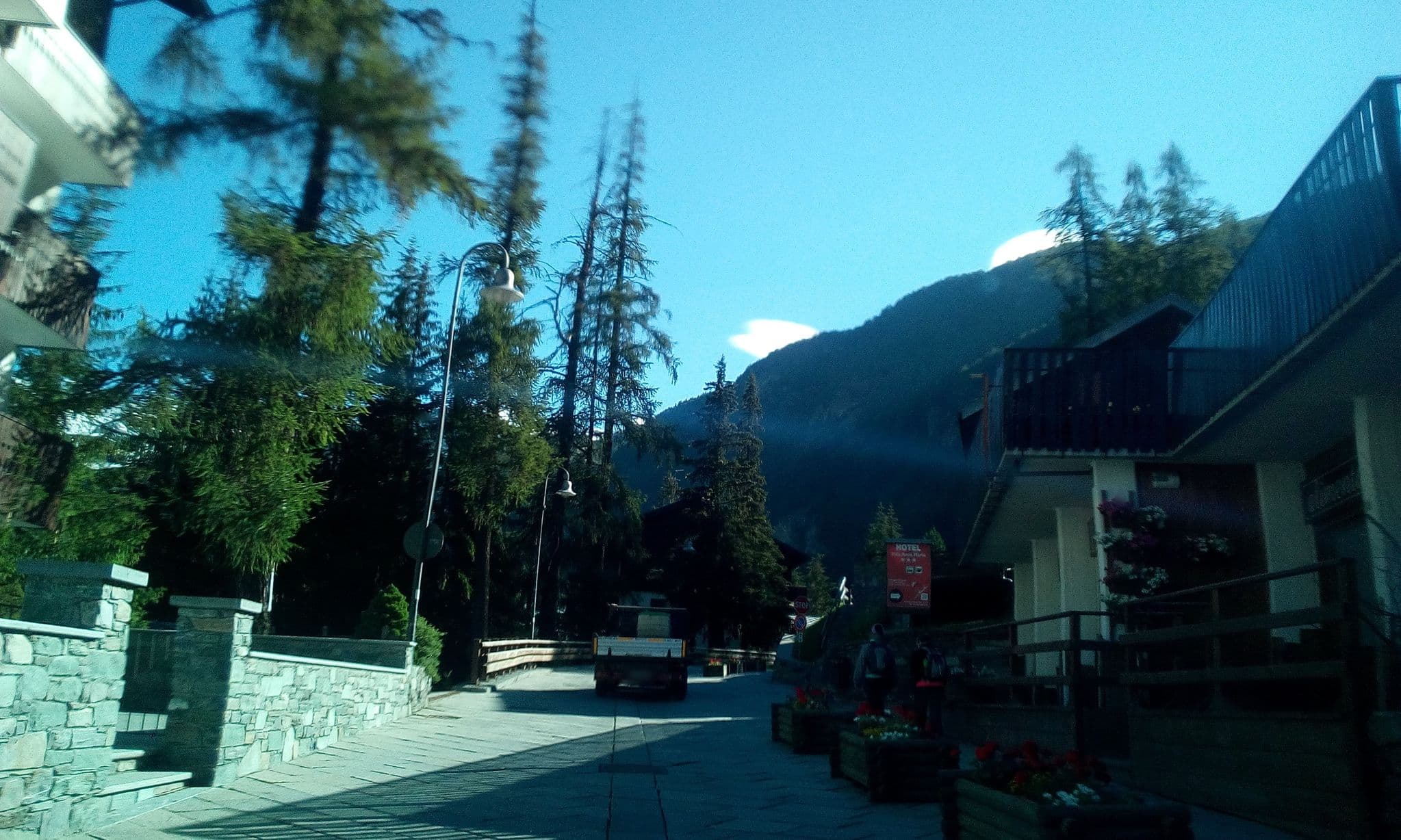 Street view near Villa Serena, Ayas — © gianmarionavi (CC BY-SA · Mapillary)