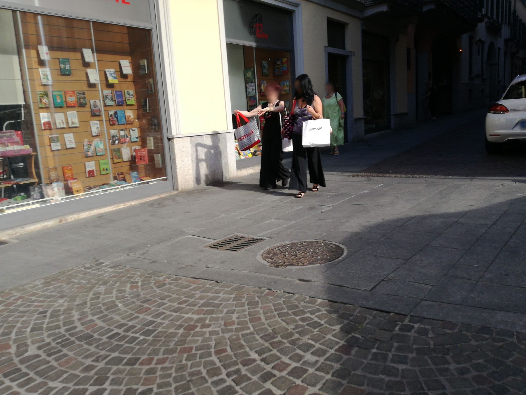 Street view near Hotel Parmigiano, Novara — © michaelmontani (CC BY-SA · Mapillary)