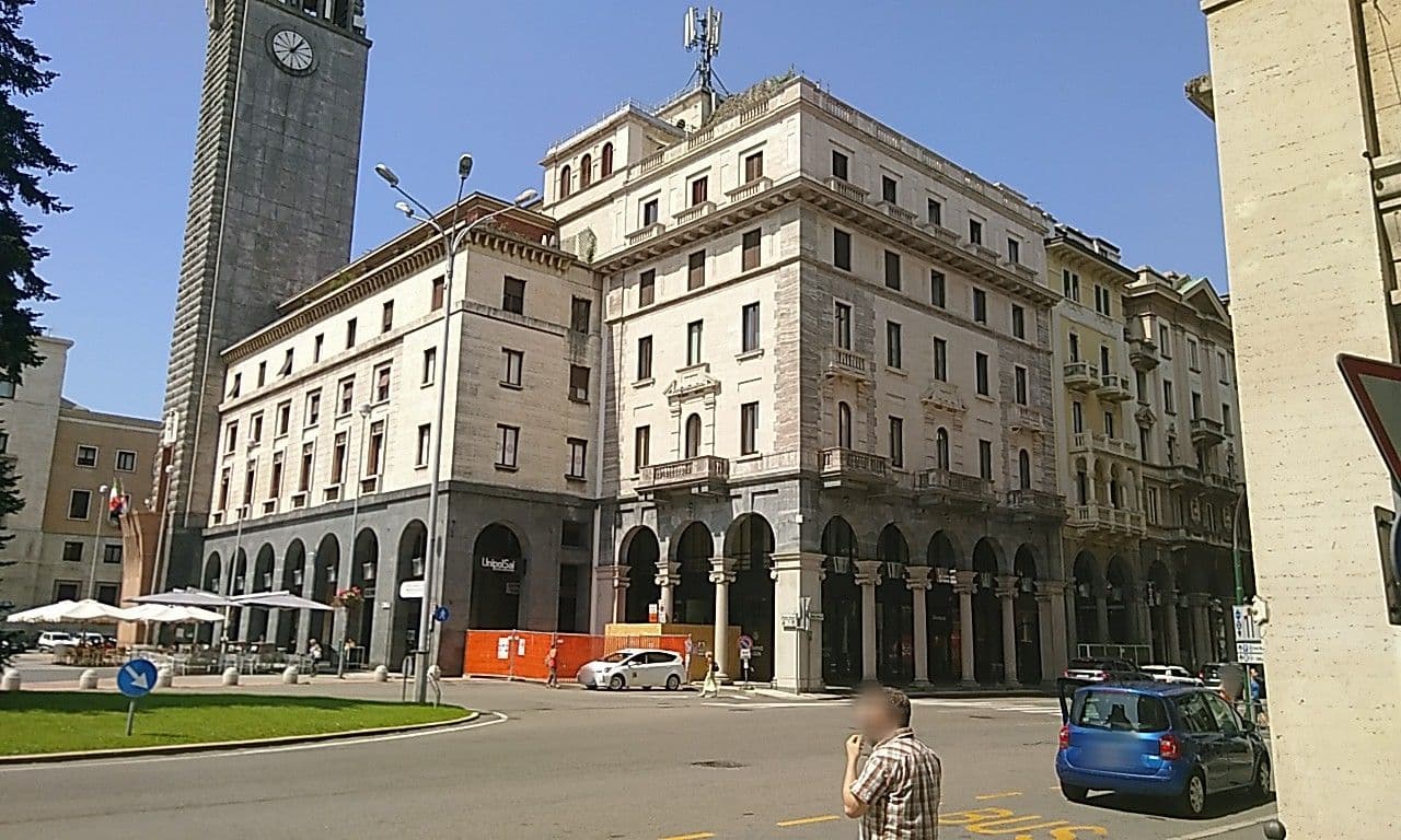 Street view near LOFT10, Varese — © tux4711 (CC BY-SA · Mapillary)
