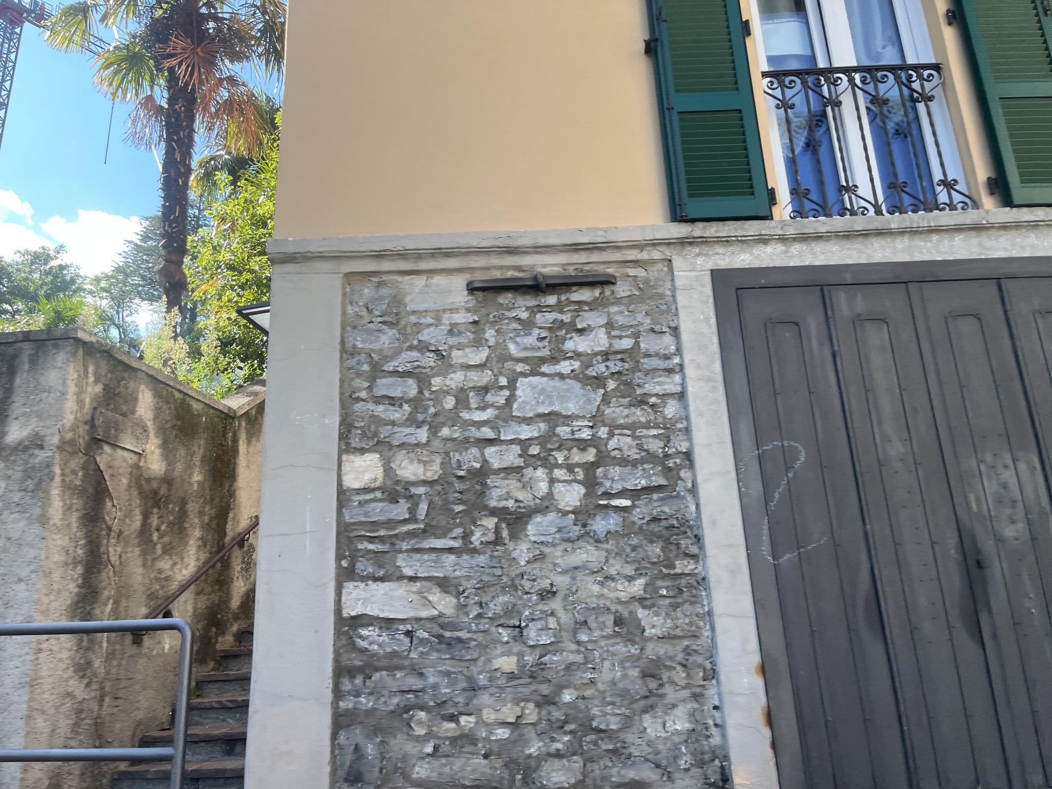 Street view near Menaggio Fronte Lago, Menaggio — © oeschinen (CC BY-SA · Mapillary)