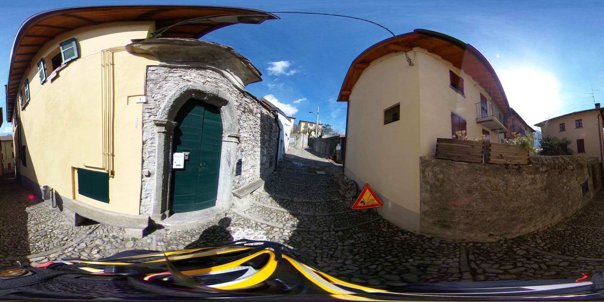 Street view near La Casa di Celeste, Lenno — © kaitu (CC BY-SA · Mapillary)