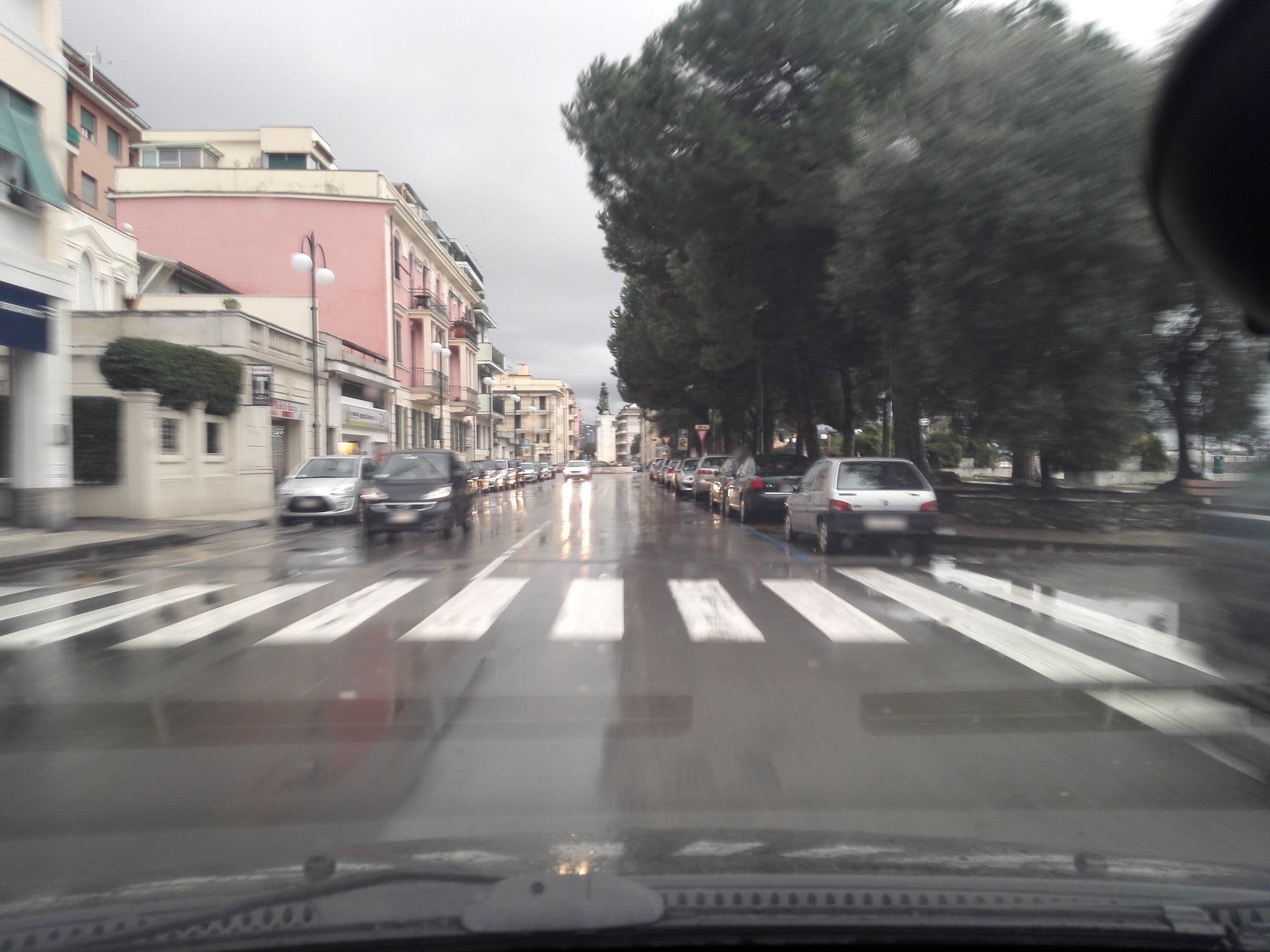 Street view near Luna SNC di Chaibi Naima & C., Chiavari — © albialbi (CC BY-SA · Mapillary)
