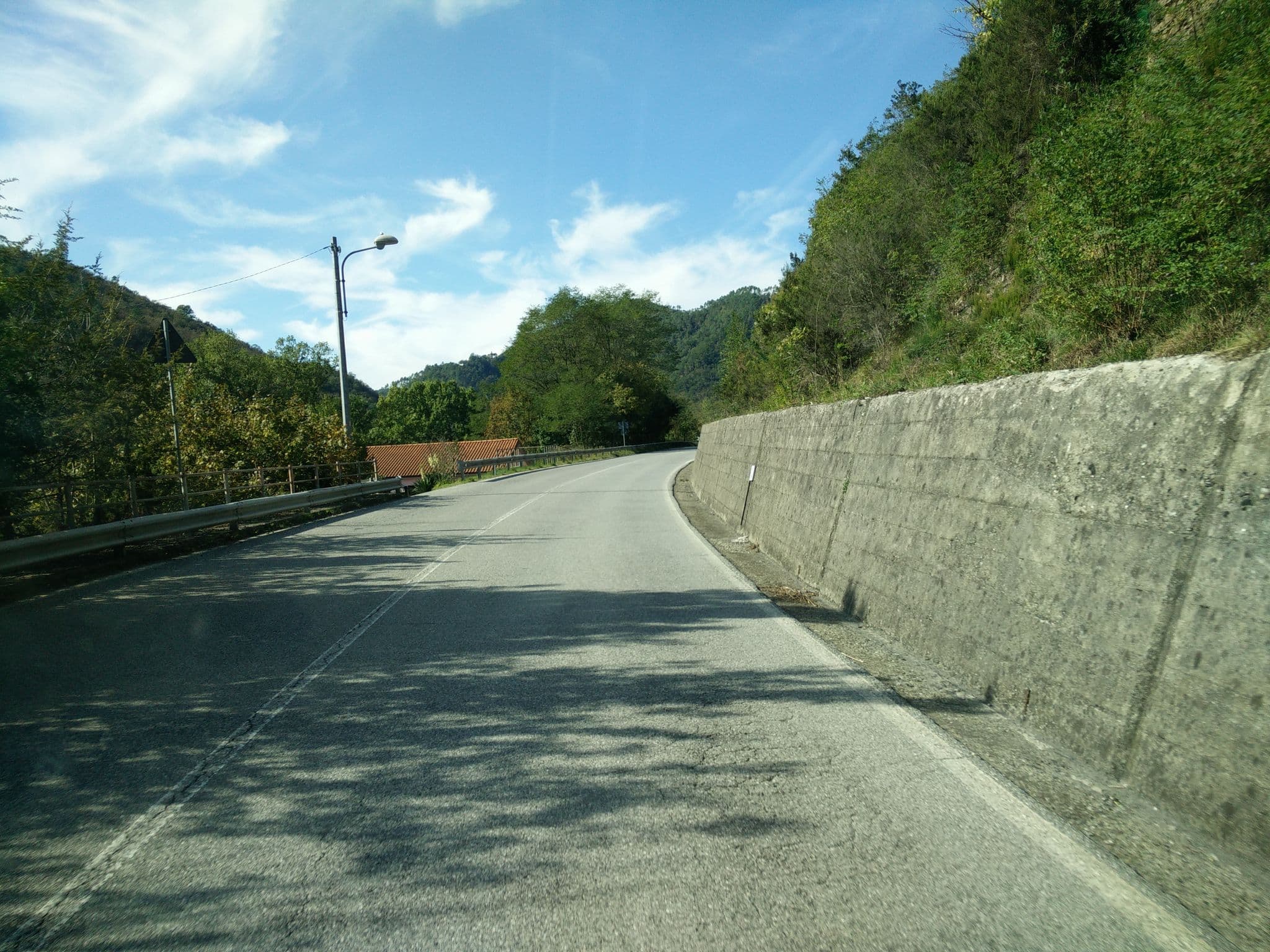 Street view near Agriturismo il Casale del Ben Essere, Brugnato — © joostjakob (CC BY-SA · Mapillary)