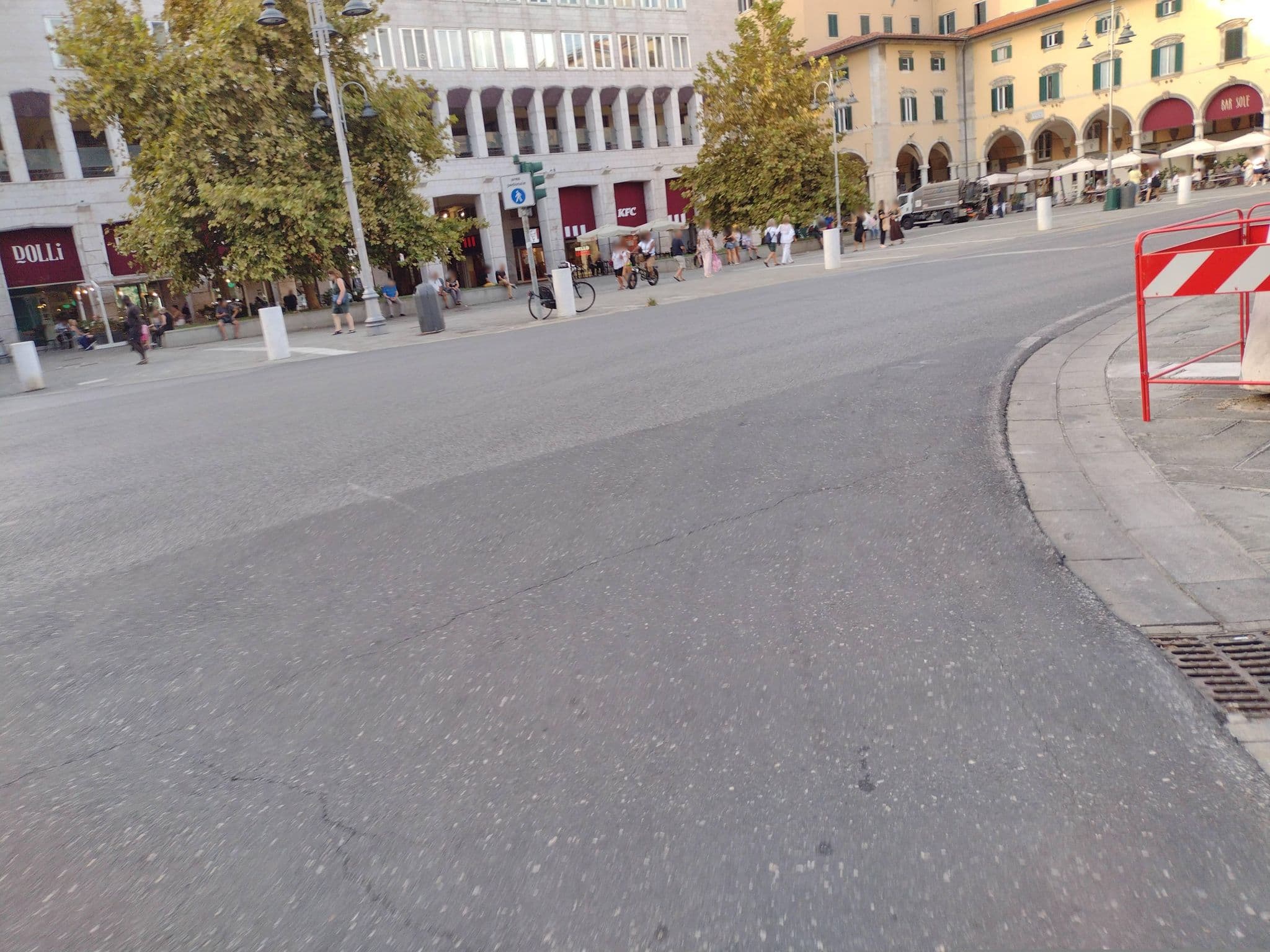 Street view near Alpina Dolomites, Livorno — © kaeso (CC BY-SA · Mapillary)