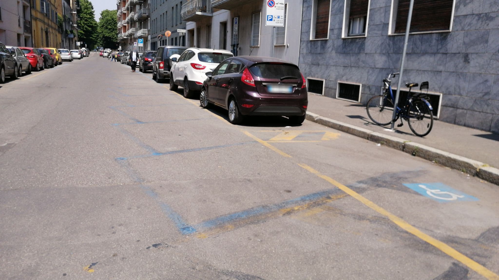 Street view near Residenza Venturini, Piacenza — © shadi19856 (CC BY-SA · Mapillary)