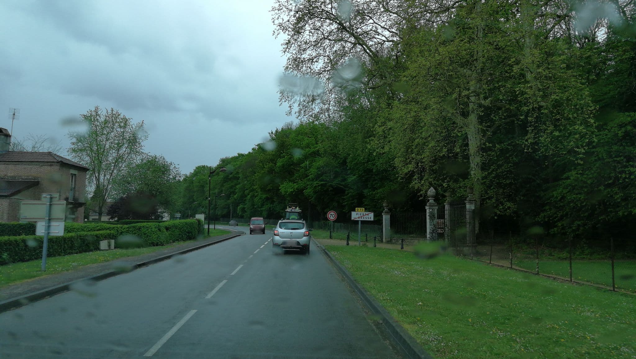 Street view near Aire de camping-cars Pierre de Bresse, Pierre-de-Bresse — © jerome_pietri (CC BY-SA · Mapillary)